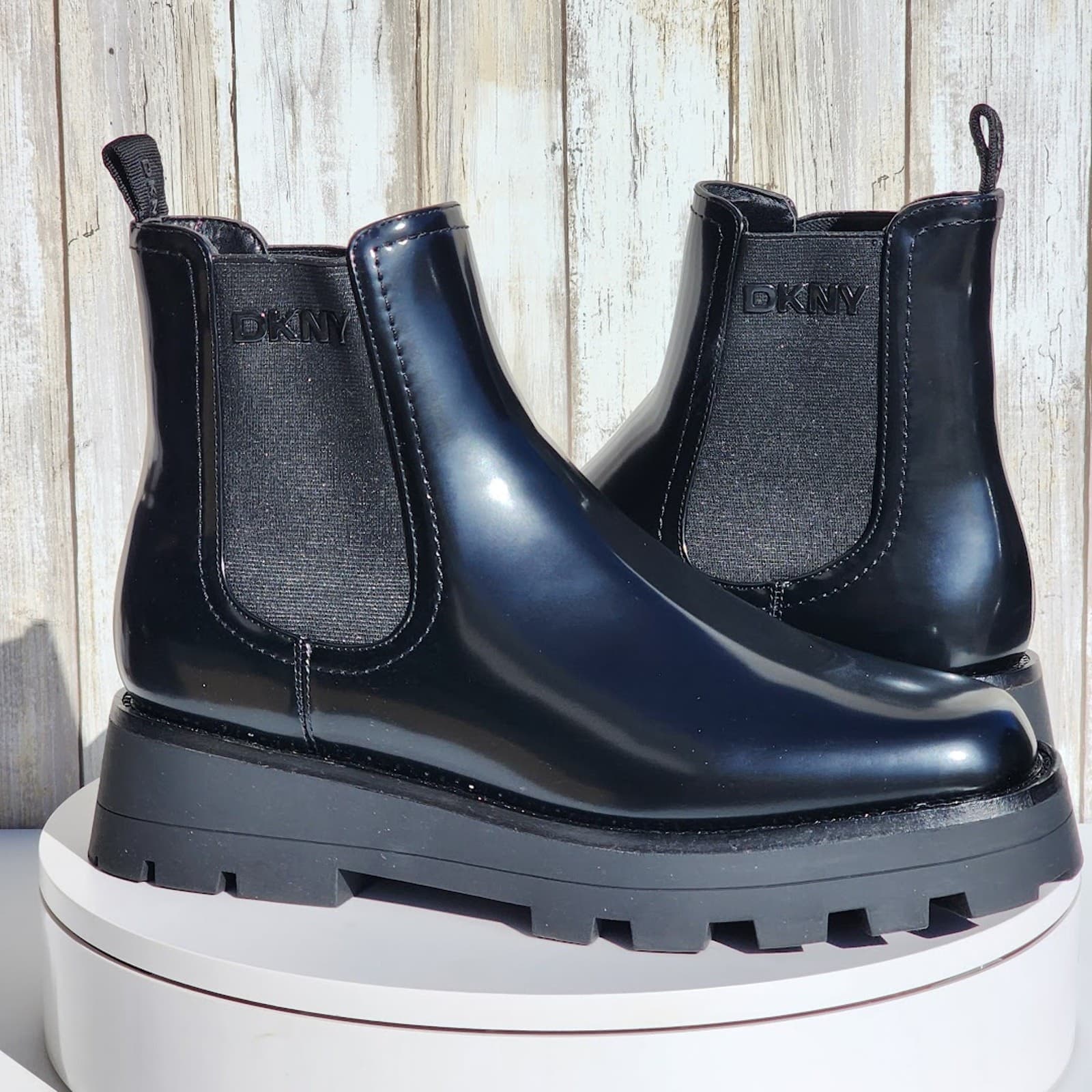 NEW - DKNY Women's Senni Chelsea Lug Boots - Size 8 - Black - Thumbnail 2