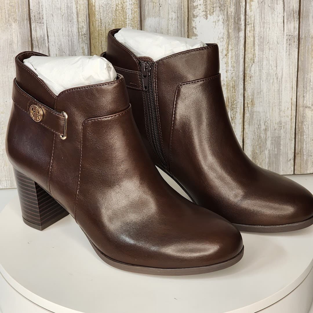 NEW - Giani Bernini Women's Artemyss Memory Foam Dress Booties - Size 10 M