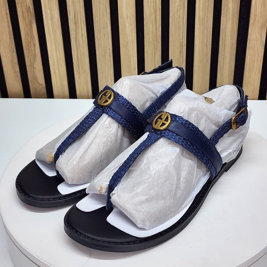 NEW - Giani Bernini Nayelli Women’s Navy Thong Flat Sandals Slingback Size 6.5 - Thumbnail 4