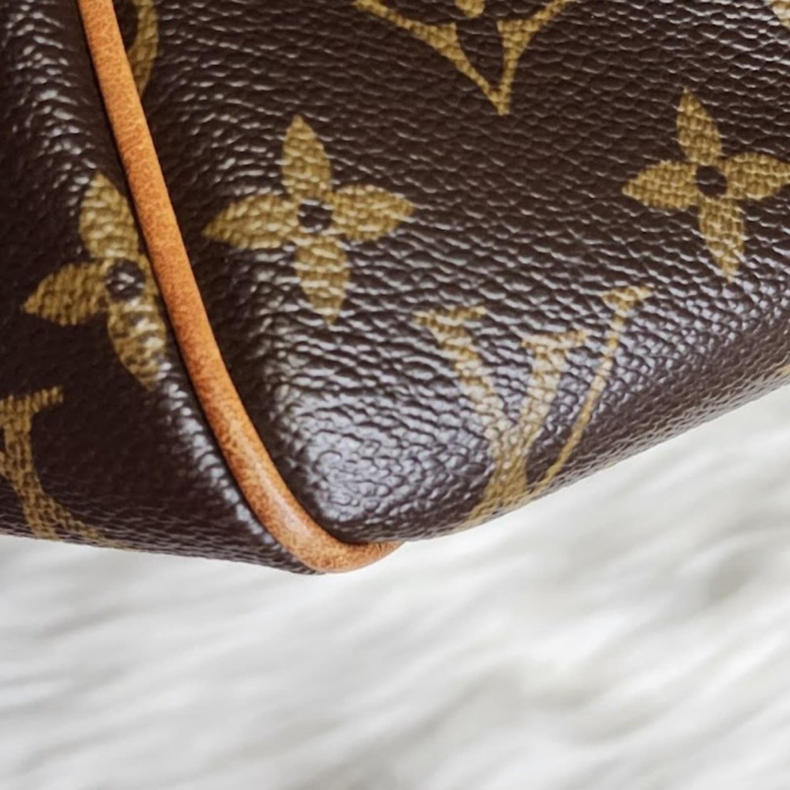 Louis Vuitton Monogram Batignolles Horizontal Tote - Thumbnail 13