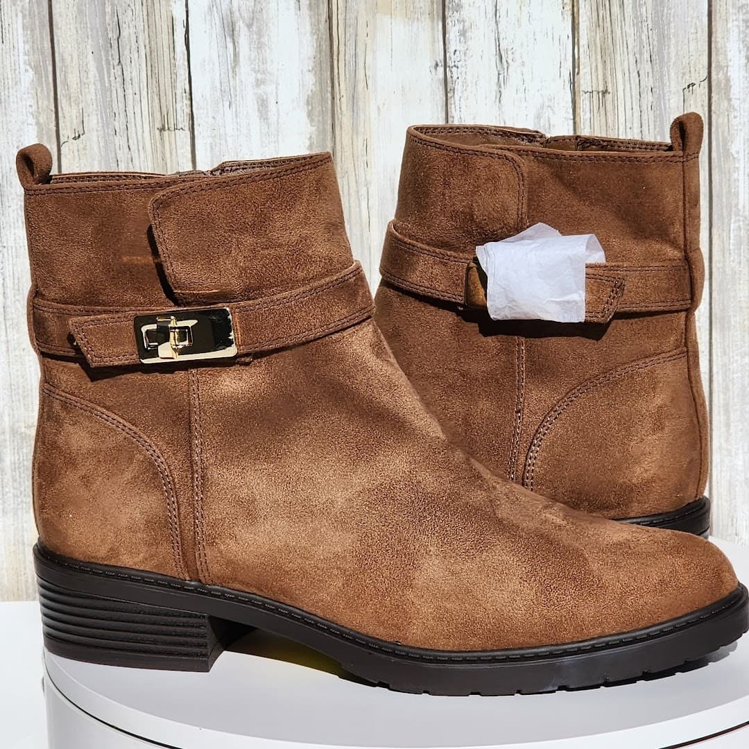 NEW - Giani Bernini Women's Becca Memory Foam Buckled Booties - Size 9.5 M - Thumbnail 3