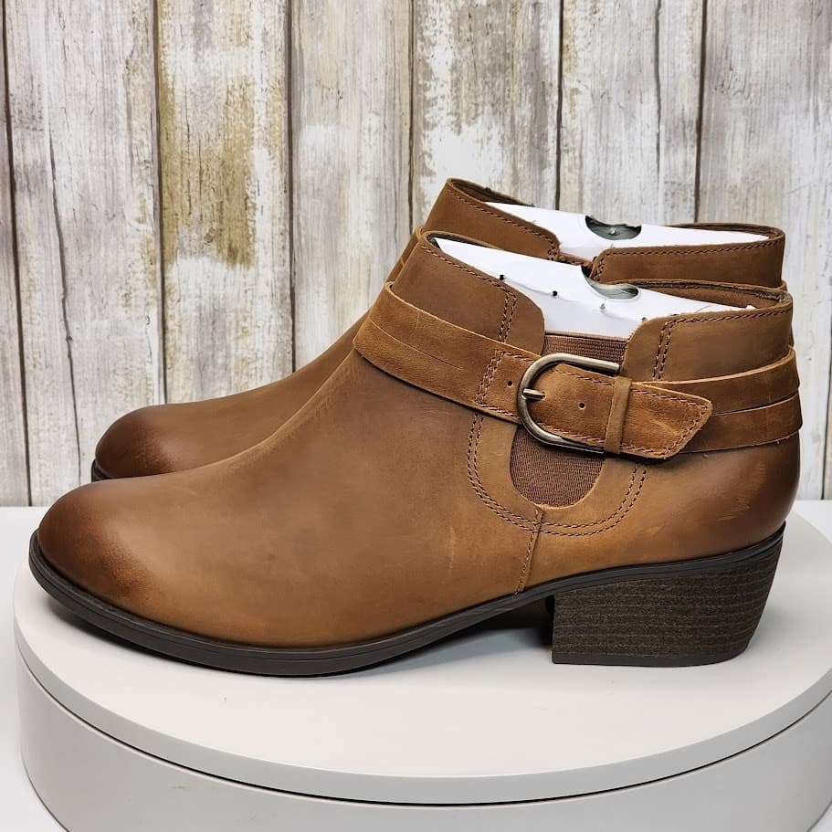NEW - Clarks Women's Collection Charlten Rae Boots - Size 9.5 M - Thumbnail 5