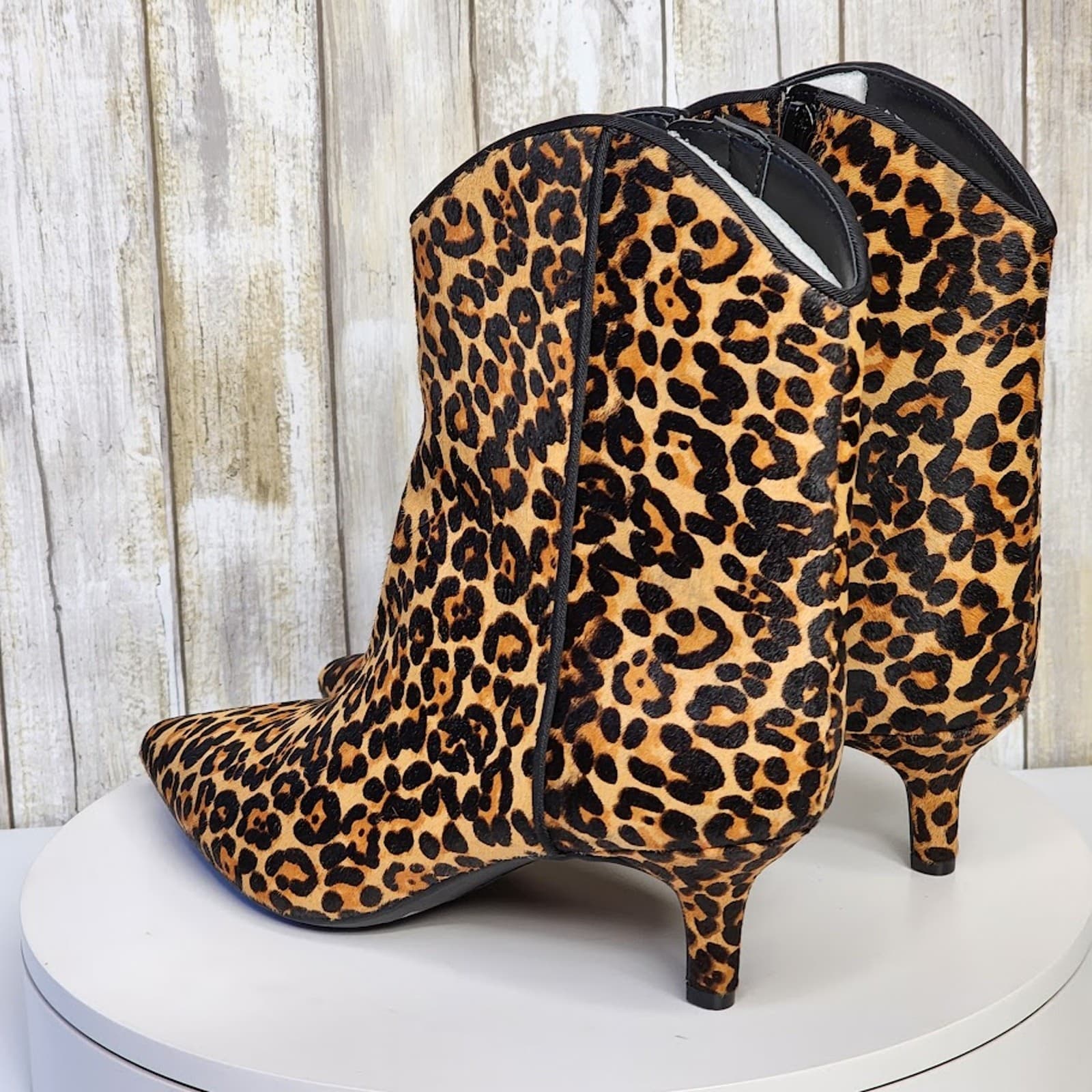 NEW - On 34th Aatira Leopard Tulip Booties - Size 8.5 M - Thumbnail 6
