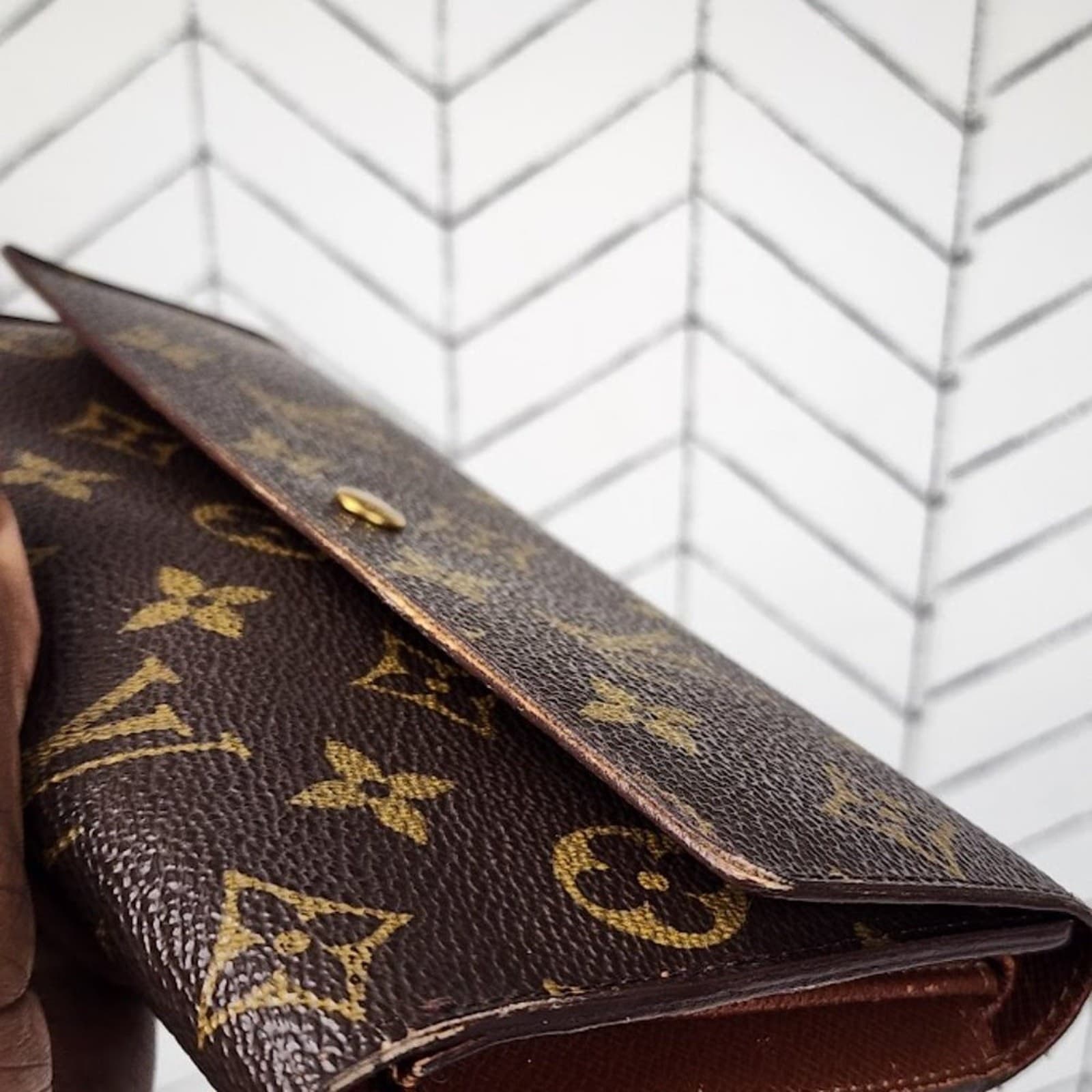 Louis Vuitton Monogram Portefeuille International Wallet - Thumbnail 8