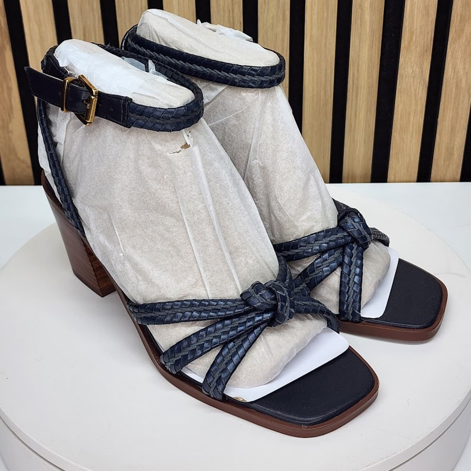 NEW - Giani Bernini Renaee Women’s Navy Woven Block Heel Sandals - Size 10 M