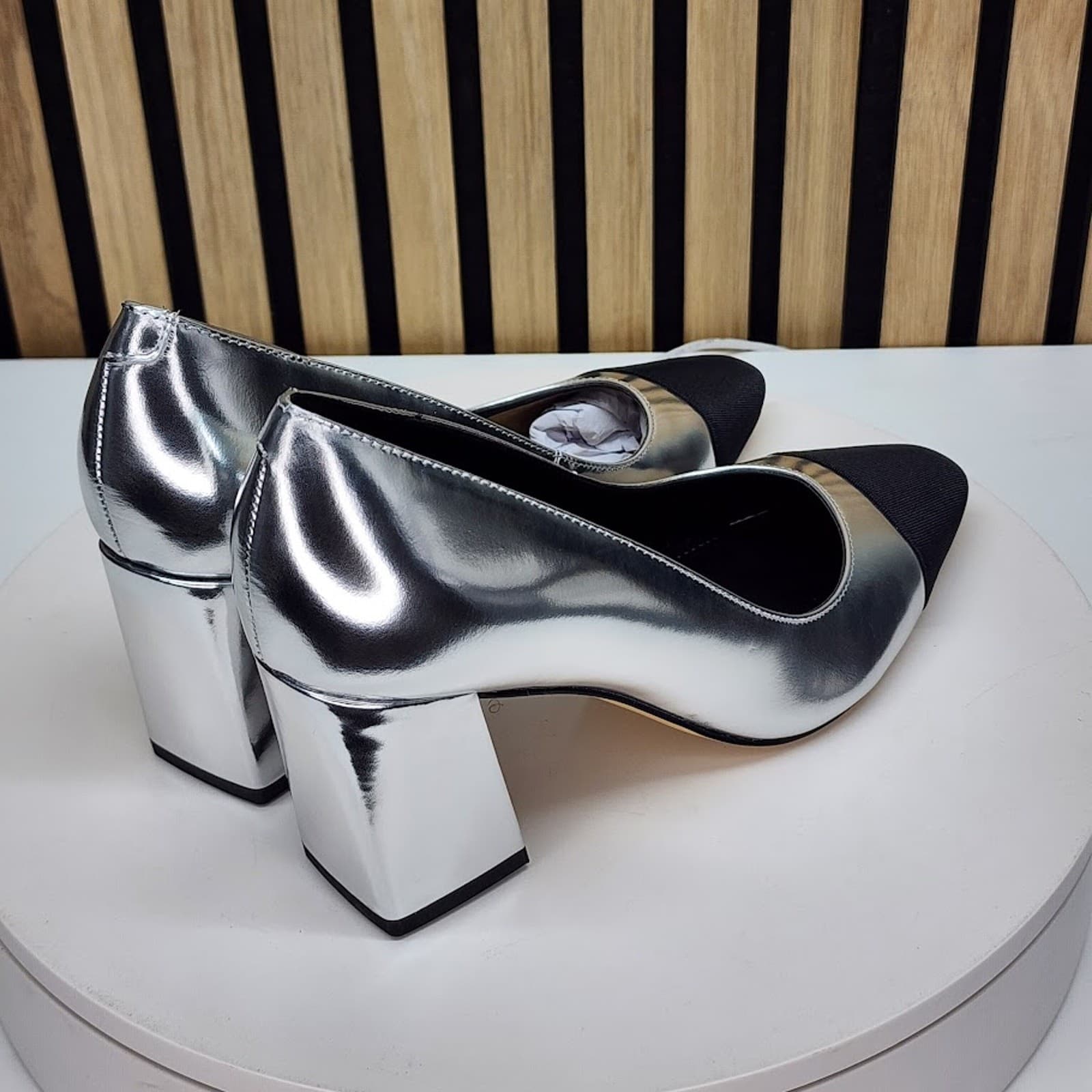 NEW - Marc Fisher Vernie Women’s Silver Black Pumps Slip On Block Heel Size 7 M - Thumbnail 3