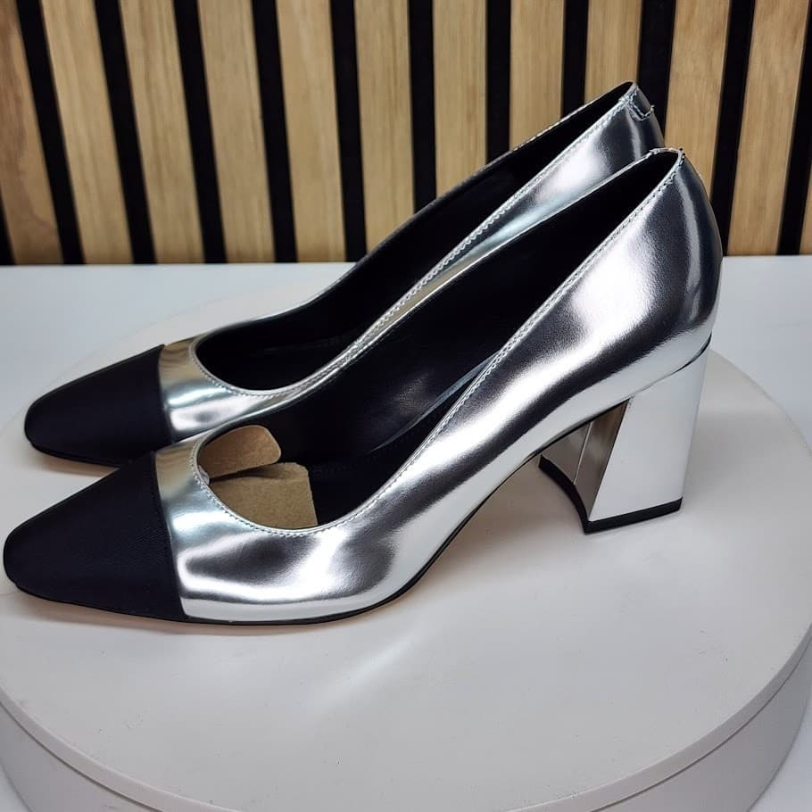 NEW - Marc Fisher Vernie Women’s Silver Black Pumps Slip On Block Heel Size 6.5 - Thumbnail 6