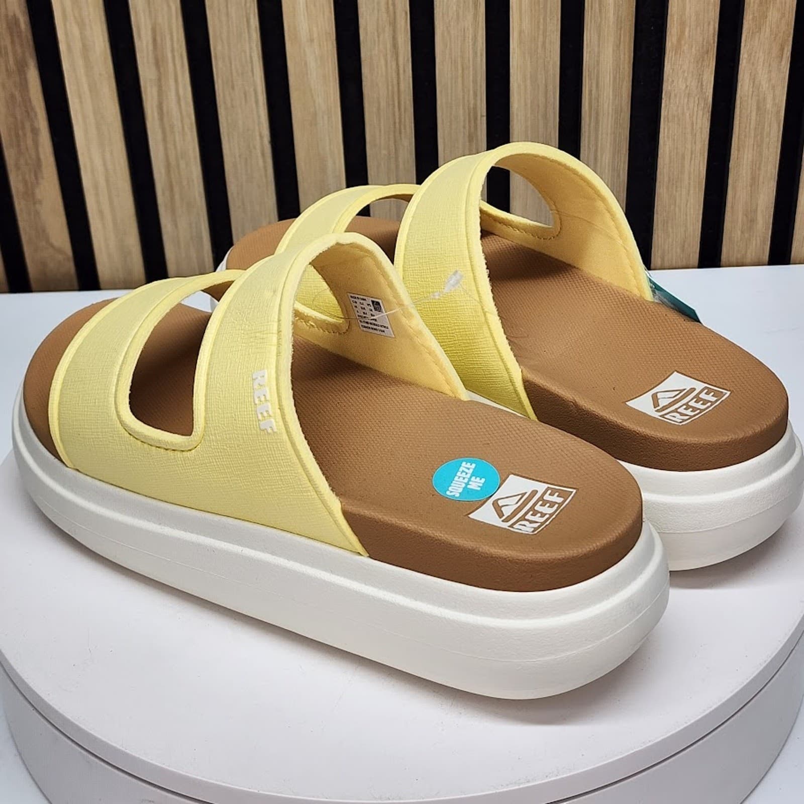 NEW - REEF Cushion Bondi 2 Bar Women’s Platform Sandals Pale Banana Size 10 - Thumbnail 4