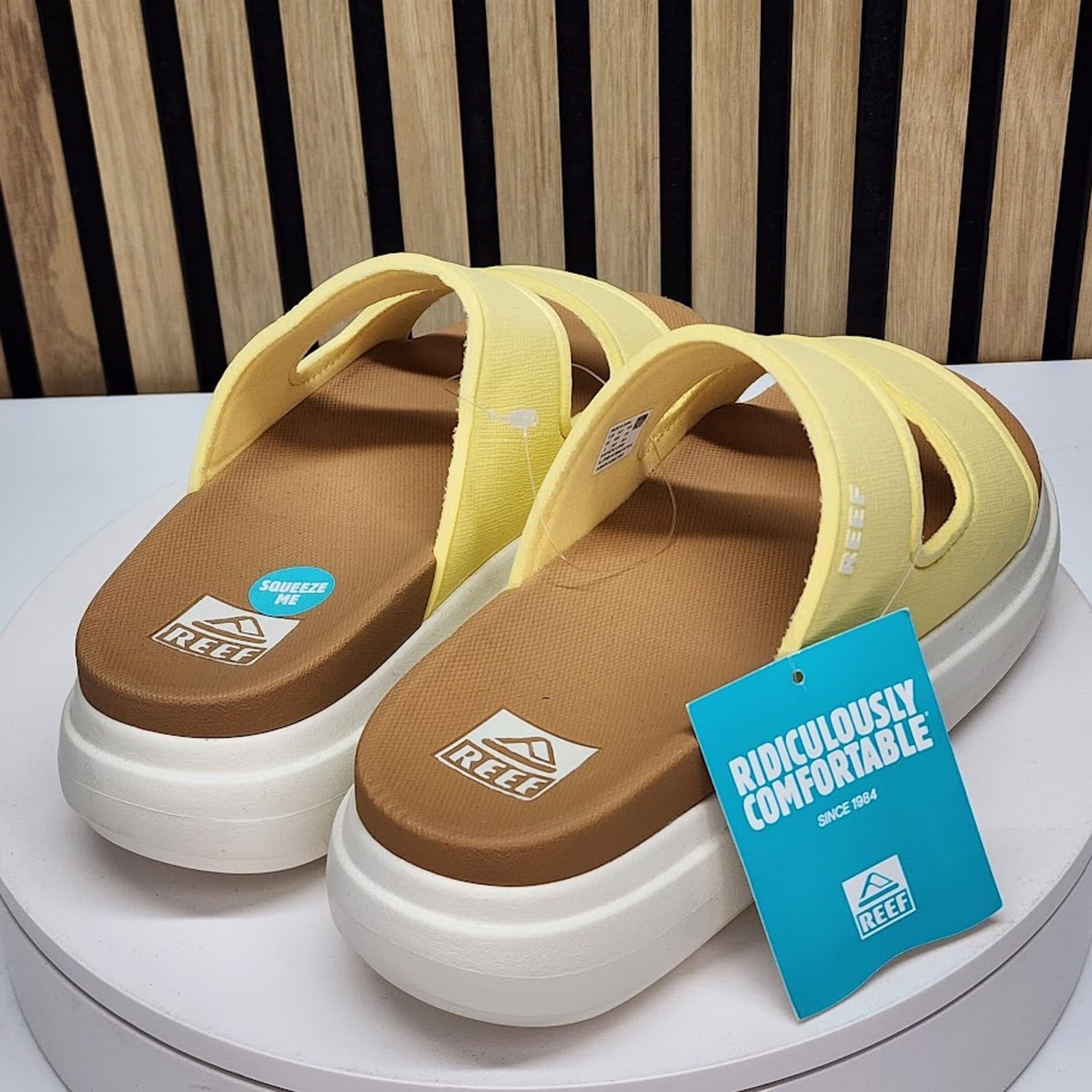 NEW - REEF Cushion Bondi 2 Bar Women’s Platform Sandals Pale Banana Size 10 - Thumbnail 3