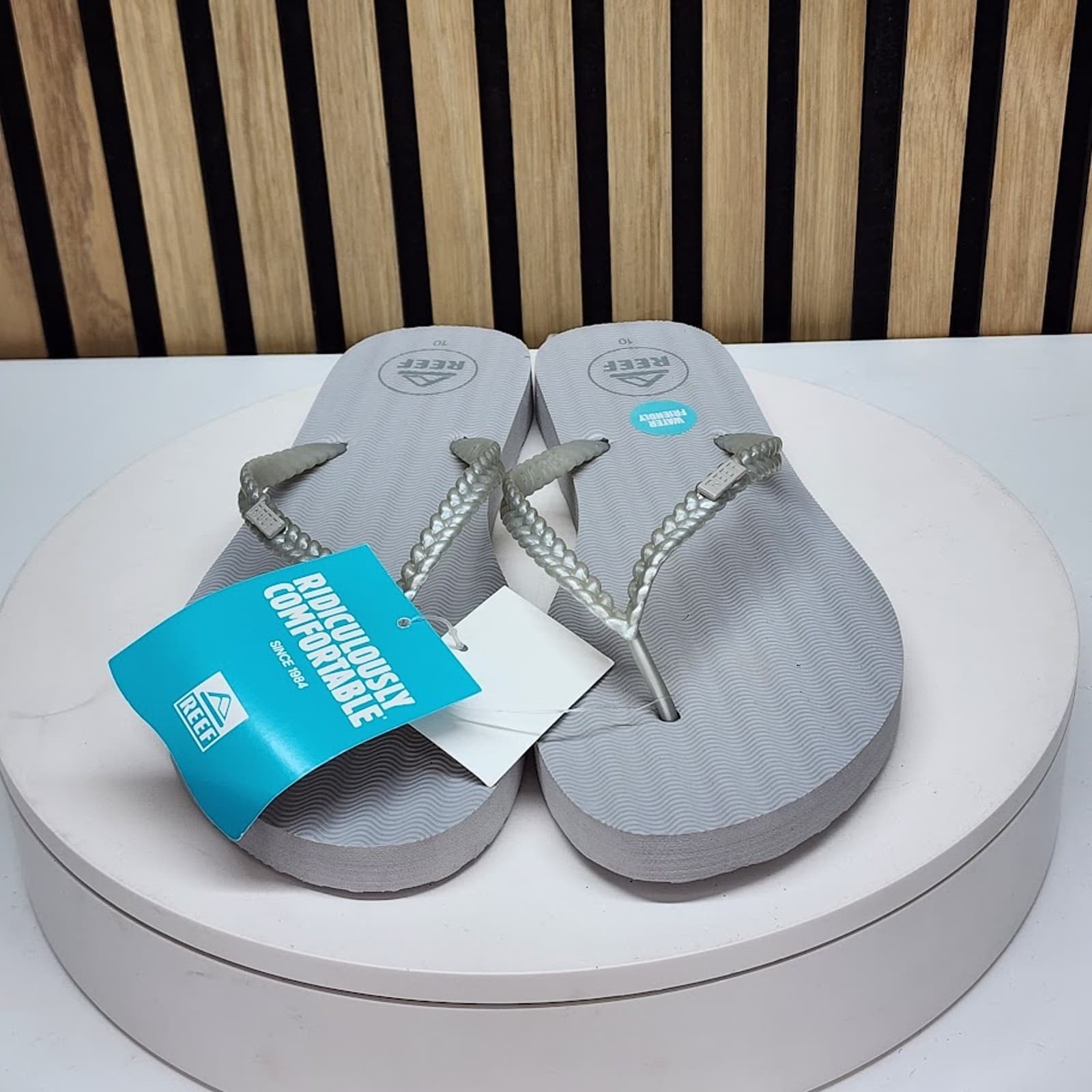 NEW - REEF Seaside Womens Silver Thong Sandals Water Friendly Flip Flops Size 10 - Thumbnail 5
