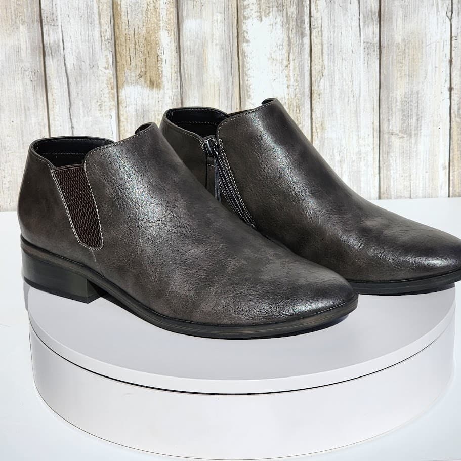 NEW - Soul Naturalizer Respect Chelsea Booties - Size 8.5 - Thumbnail 2
