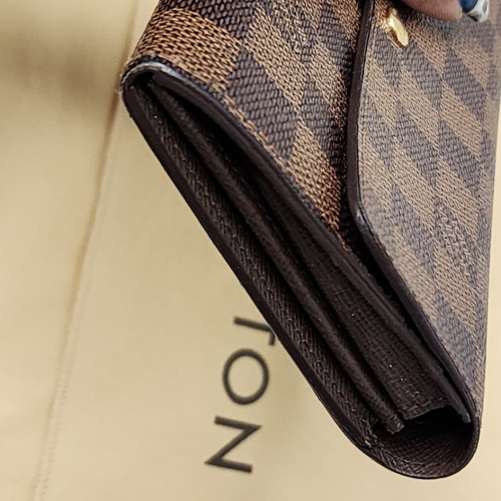Authentic Louis Vuitton Damier Ebene Portefeuille Sarah Long Bifold Wallet - Thumbnail 4