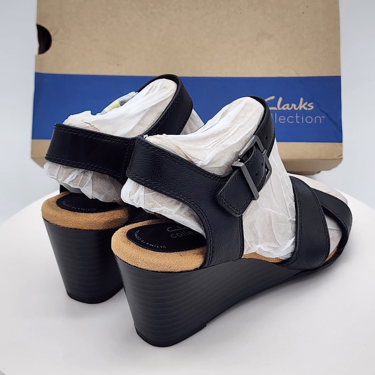 NEW - Clarks Emmalale Iris Black Leather Wedge Sandals Women's Size 5.5M Comfort - Thumbnail 3