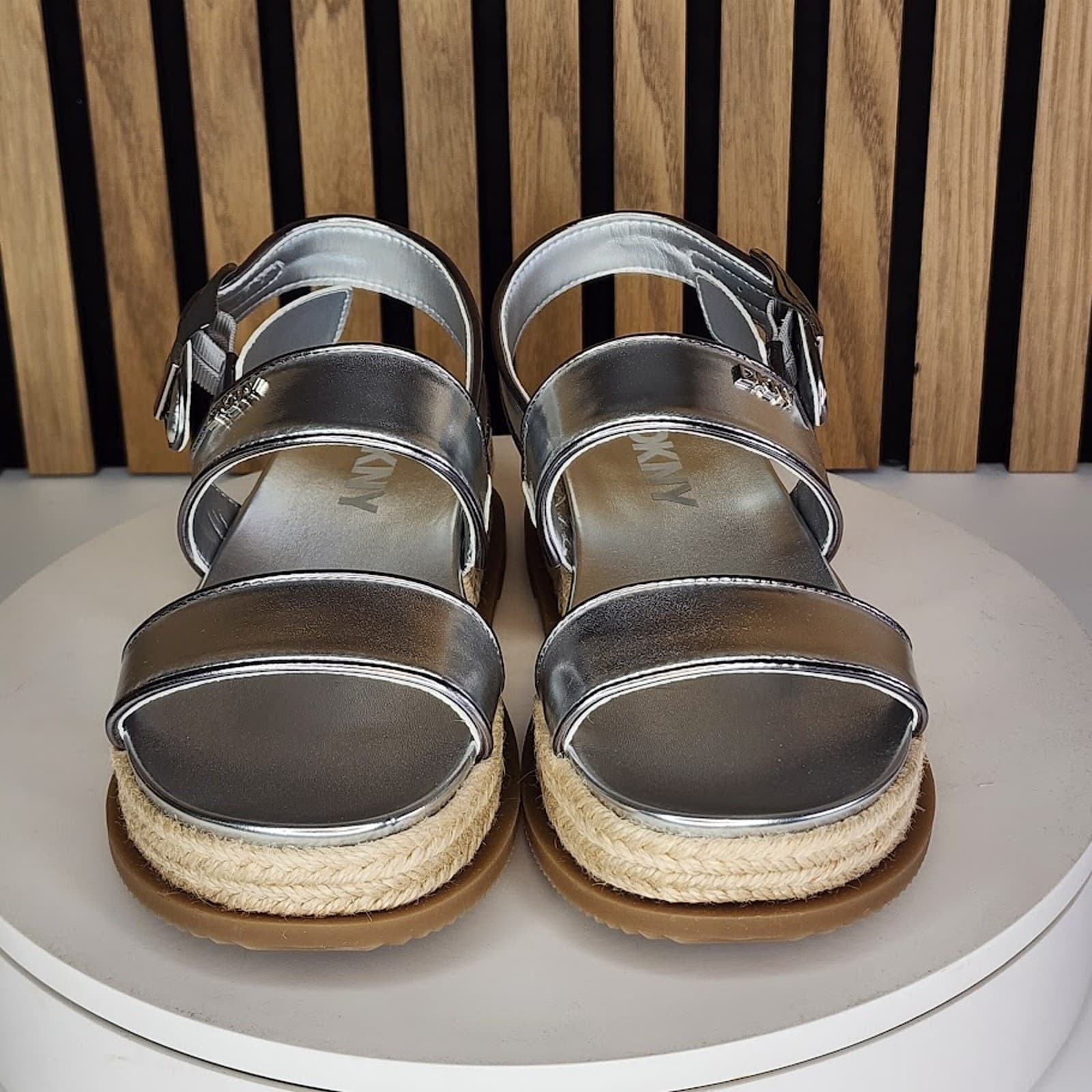 NEW - DKNY Bernae Women’s Slingback Sandals Silver - Size 6.5 M - Thumbnail 7