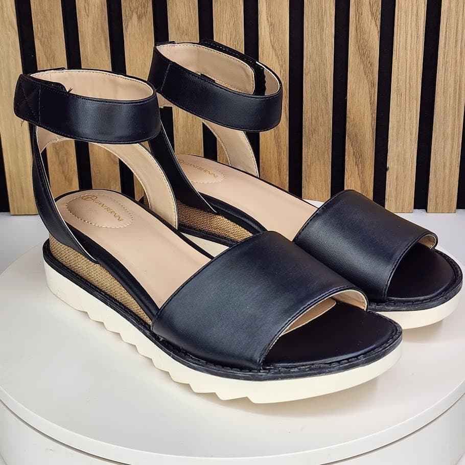 NEW - Giani Bernini Constancia Women’s Wedge Sandals Ankle Strap - Size 7 M