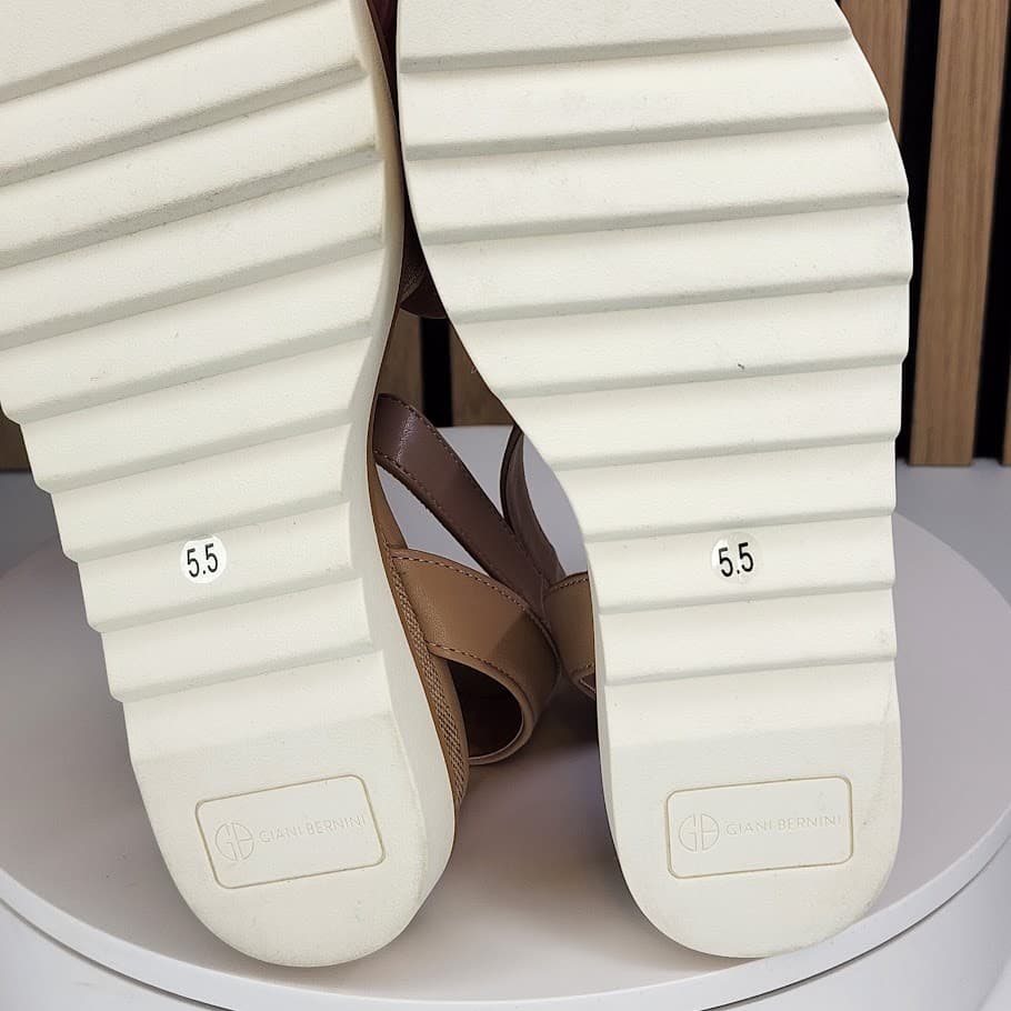 NEW - Giani Bernini Constancia Women’s Wedge Sandals Ankle Strap - Size 5.5 M - Thumbnail 8