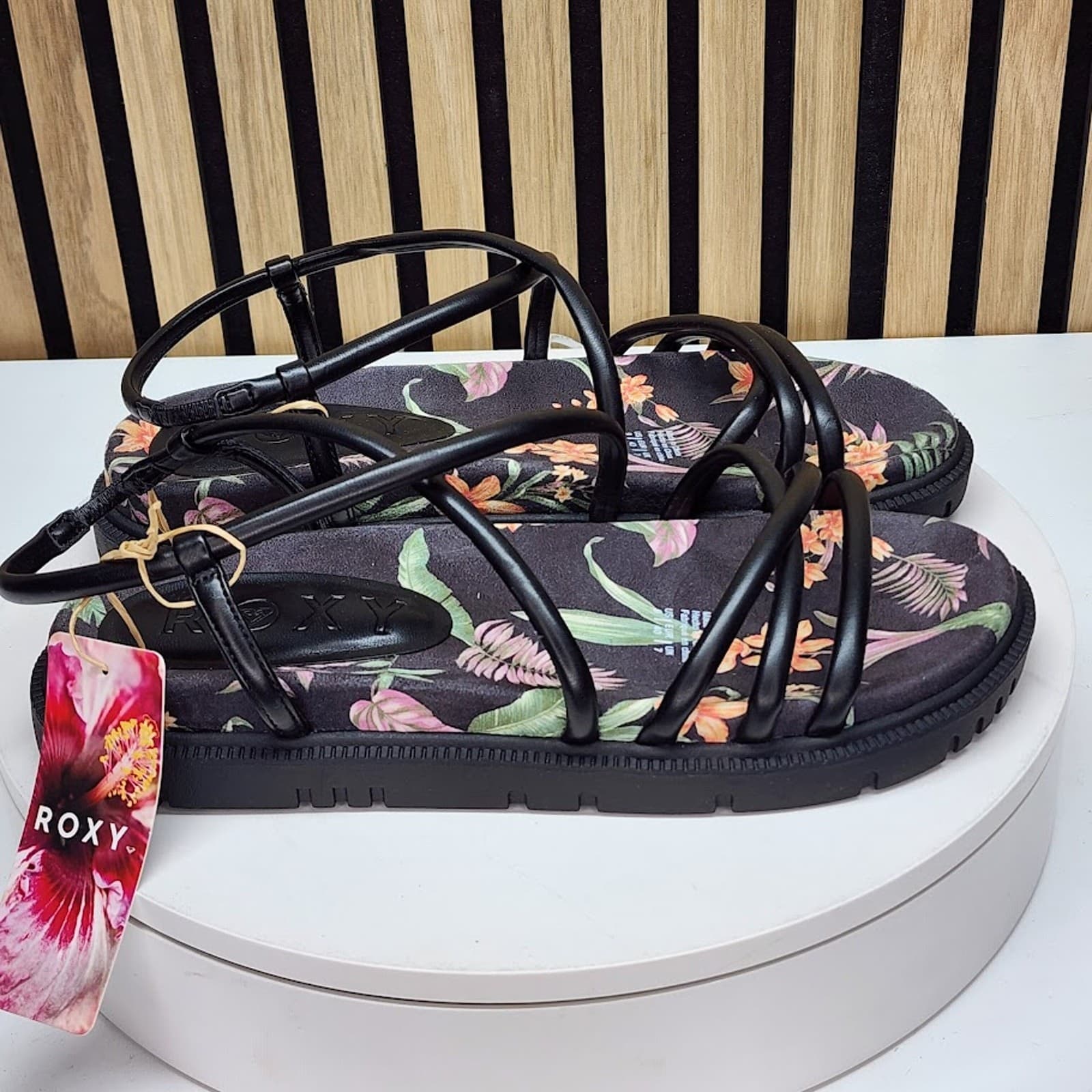 NEW - Roxy Brooke Women’s Platform Strappy Sandals Casual Slip On Shoes - Size 8 - Thumbnail 2