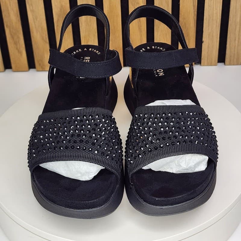NEW - Kenneth Cole Reaction Hera Women’s Jeweled Platform Black Sandals - Size 9 - Thumbnail 2