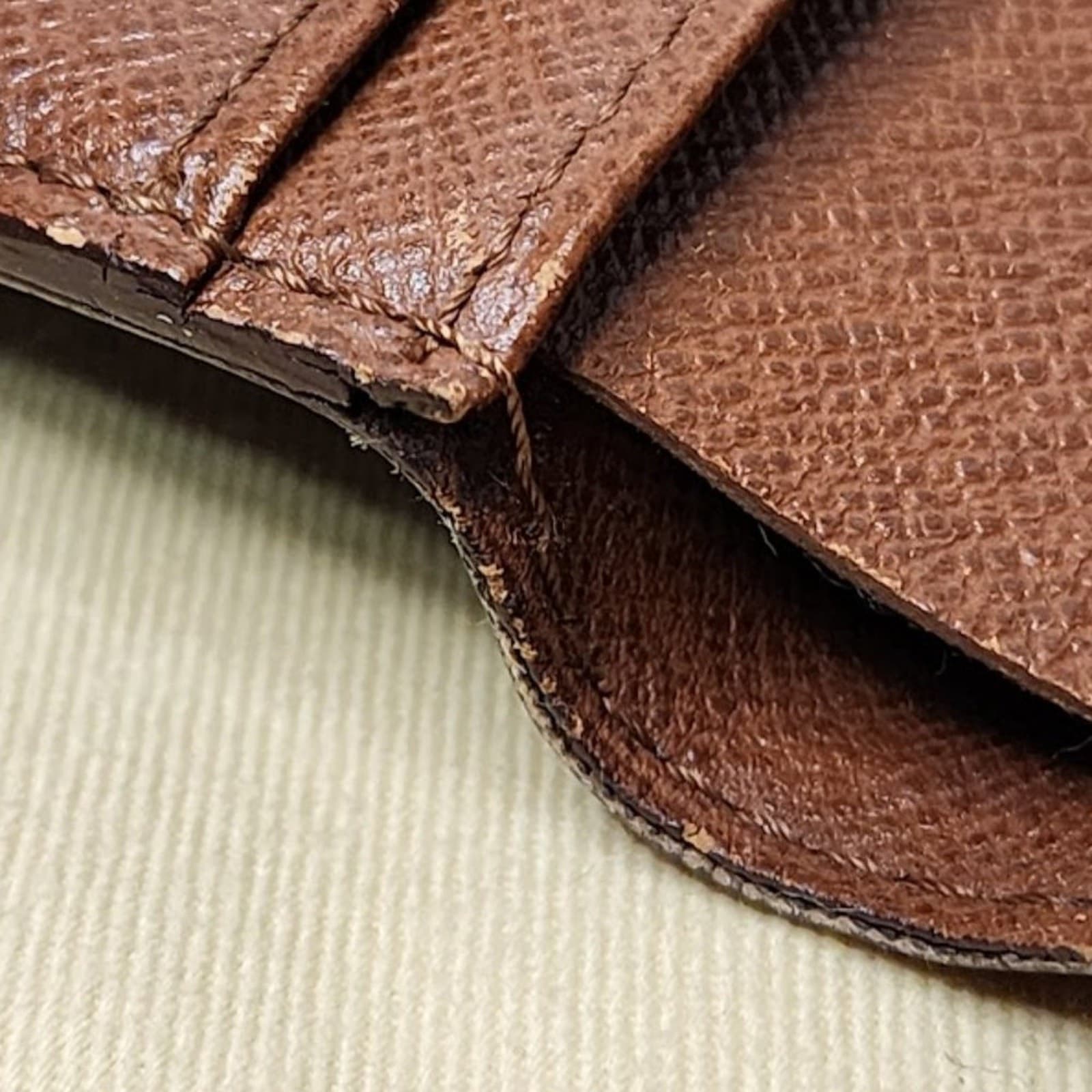 Louis Vuitton Monogram Porte Monnaie Billets Bifold Wallet - Authentic - Thumbnail 9