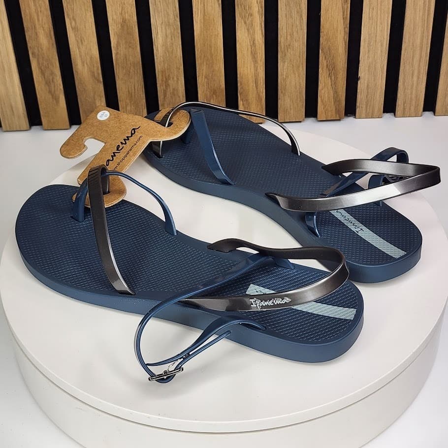 NEW - Ipanema Fashion Sandal VIII Fem Women’s Blue Silver Sandals Size 10 - Thumbnail 3