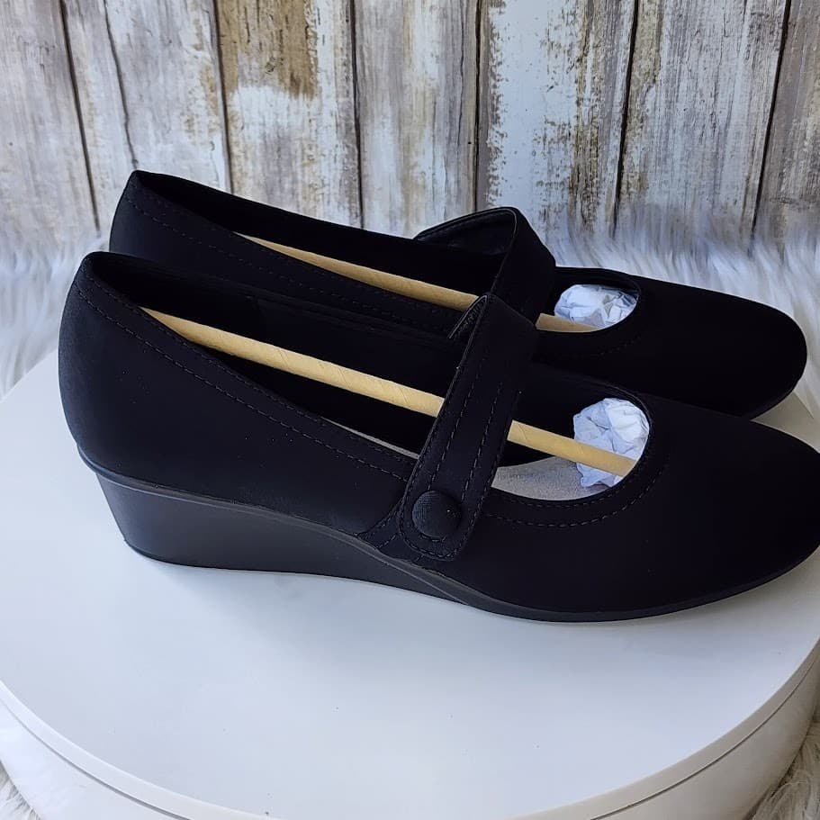 NEW - Cliffs by White Mountain Women's Brightly Mary-Jane Style Wedge - Size 7.5 - Thumbnail 2