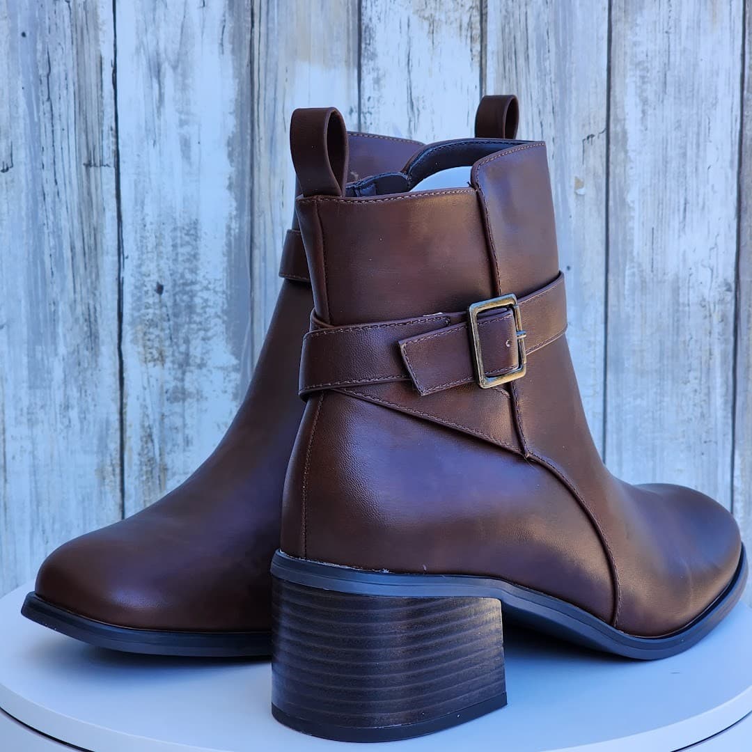 White Mountain Women's Narrows Heeled Brown Booties - Size 8.5 - Thumbnail 3