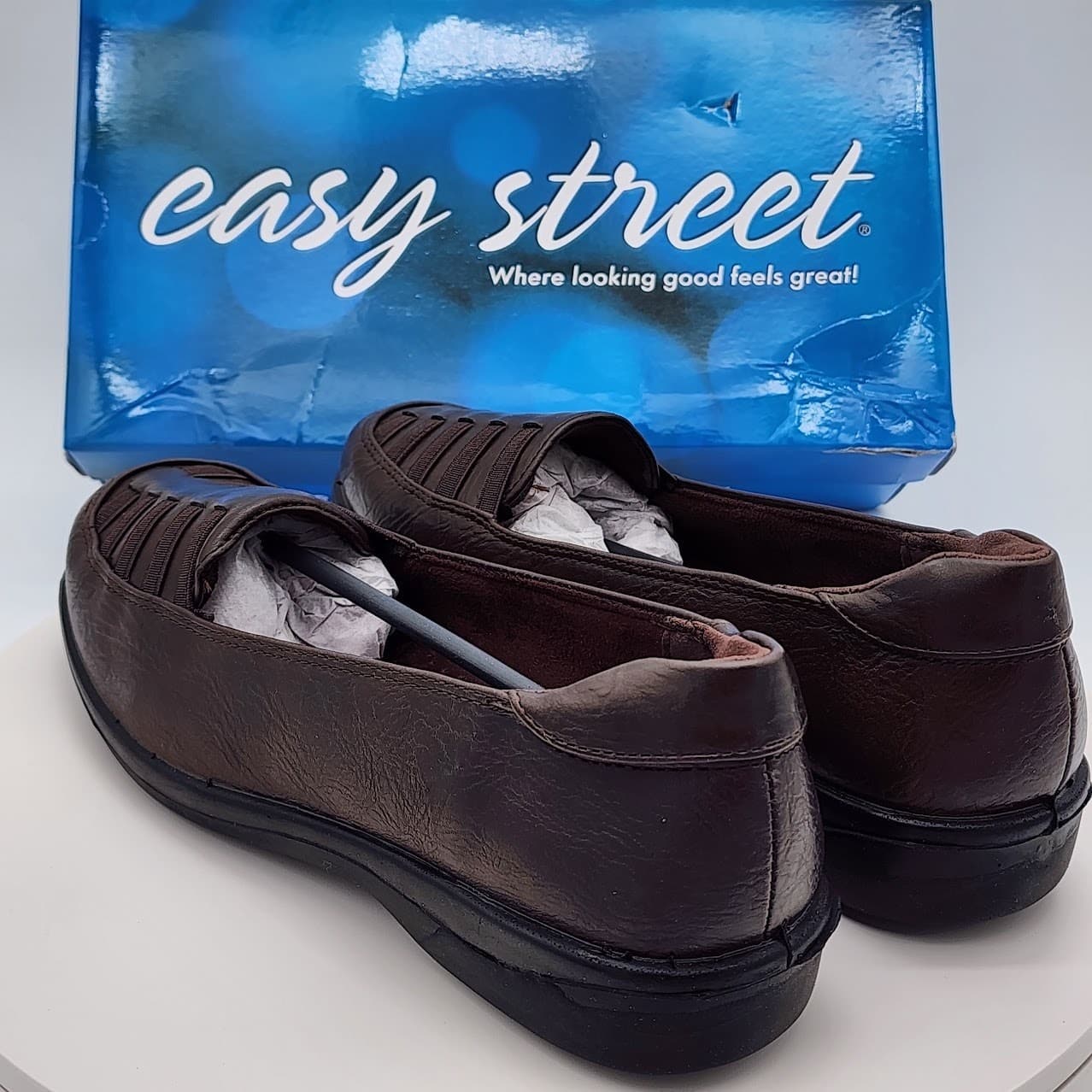 NEW Easy Street Genesis Brown Burnished Leather Loafers Women's Size 7.5 WW - Thumbnail 5