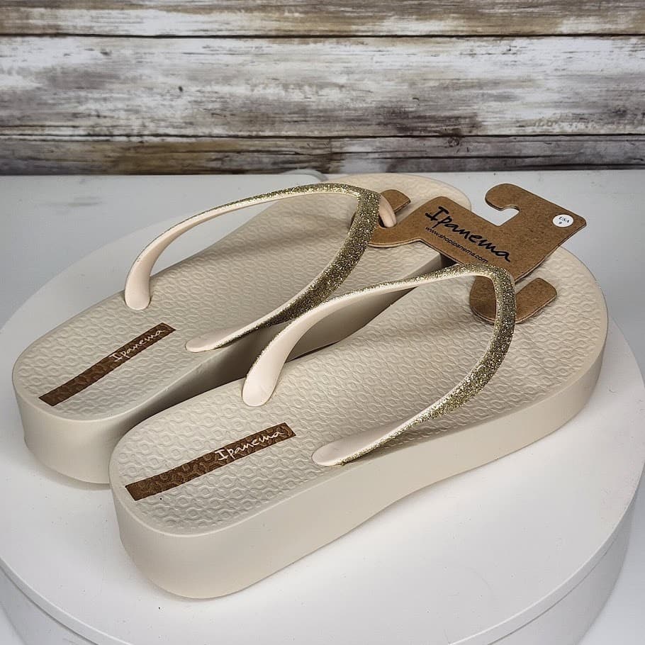 NEW - Ipanema Ipa Glitter Wedge Women’s Flip Flop Sandals Sparkle Size 9 - Thumbnail 2
