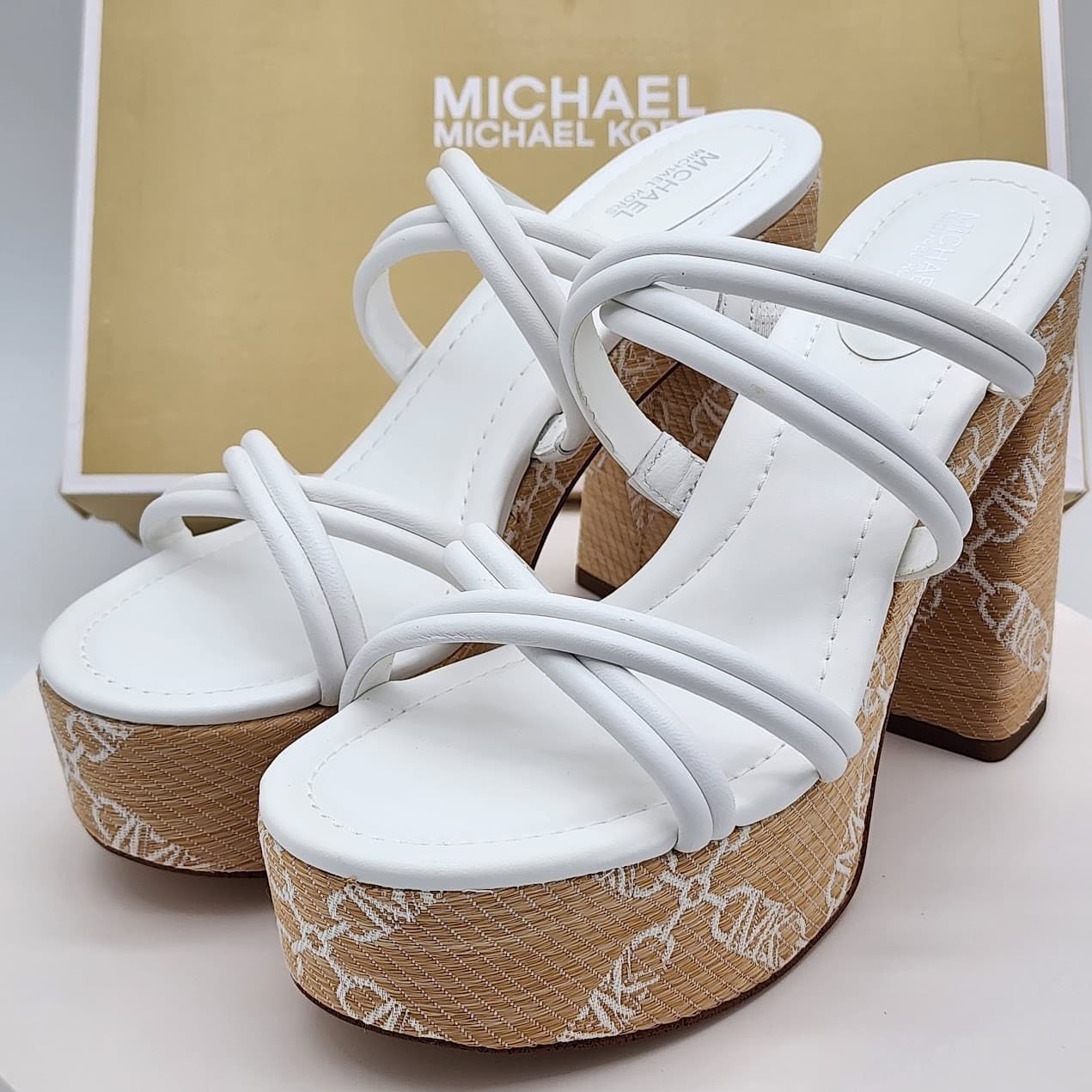 NEW Michael Kors Corrine Platform Leather Chain Sandals White Women's Size 8.5M - Thumbnail 7