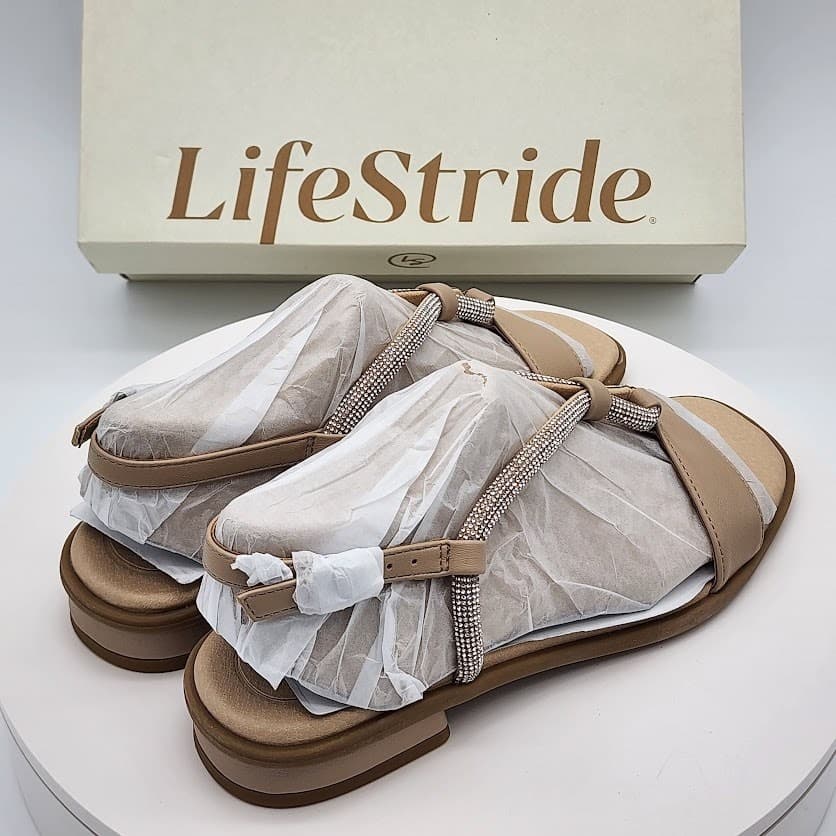 NEW LifeStride Radiant Taupe Heirloom Embellished Sandals Women's Size 7M - Thumbnail 2