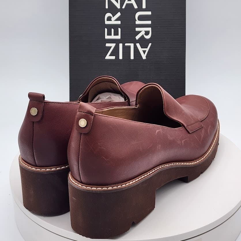 NEW Naturalizer Darry Cabernet Leather Lug Sole Loafers Women's Size 12M Comfort - Thumbnail 3