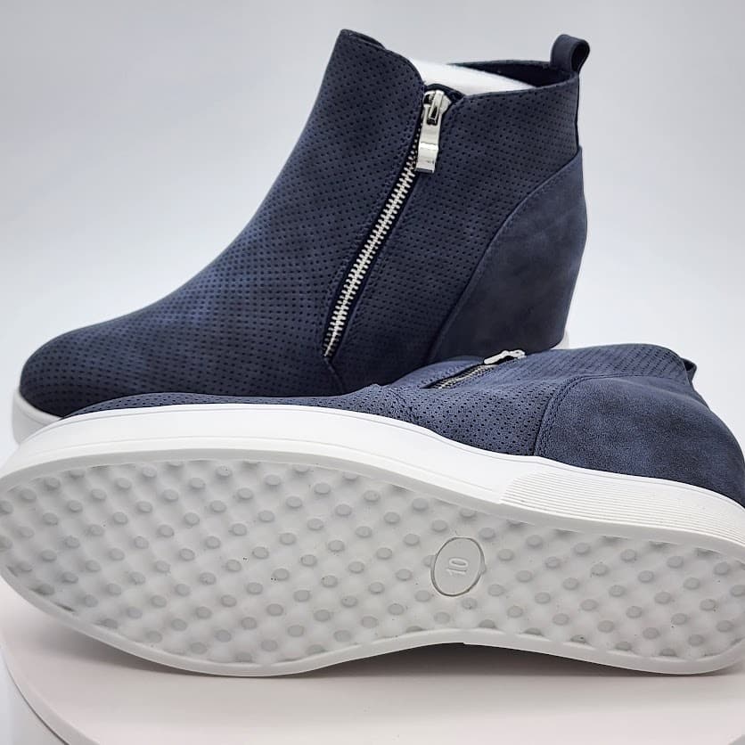 NEW Journee Collection Pennelope Blue Wedge Sneakers Women's Size 10 Side Zip - Thumbnail 8