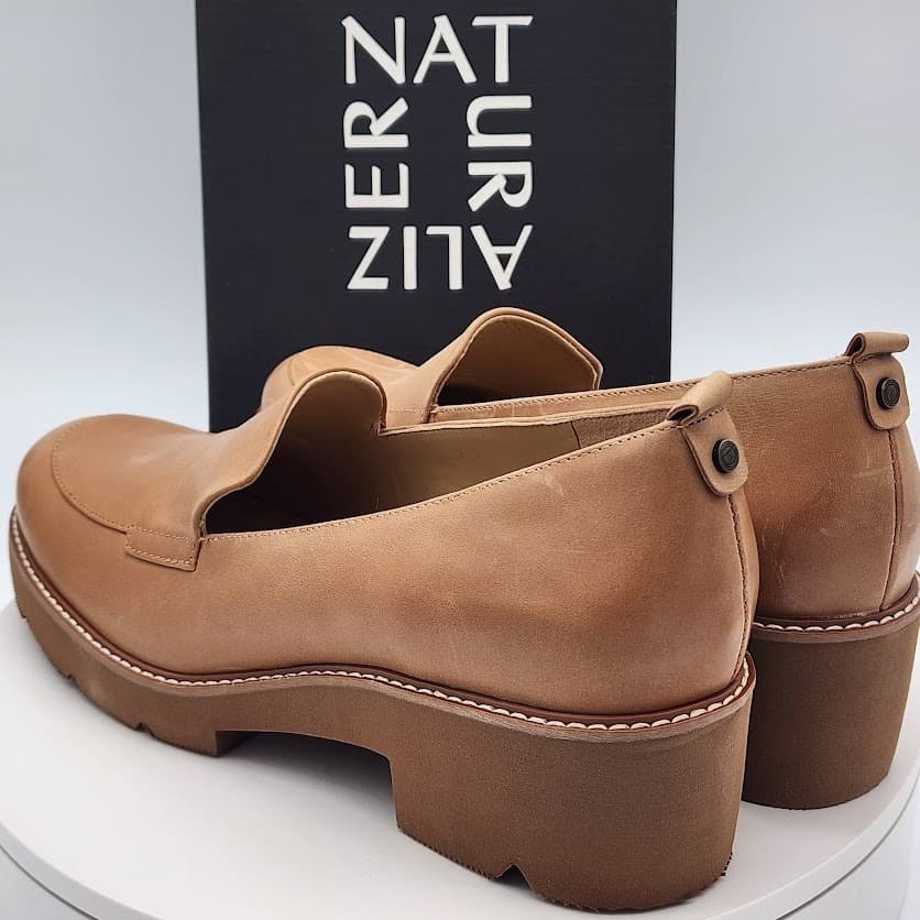 NEW Naturalizer Darry Lug Sole Loafers Toffee Leather Women's Size 12M - Thumbnail 4