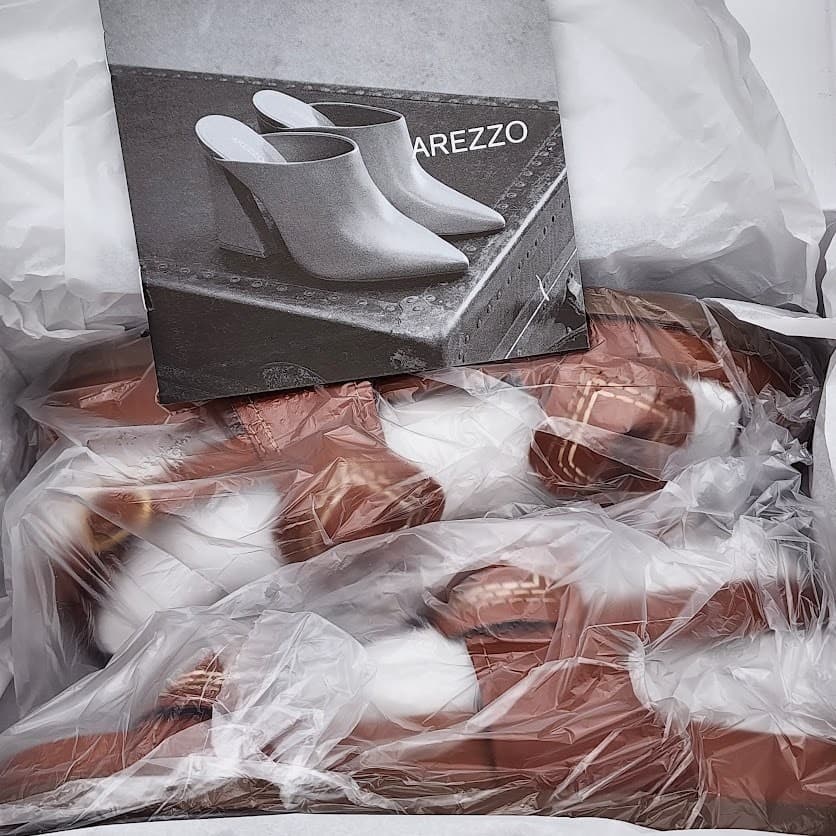 NEW Arezzo Women's Brown Leather Bow Flat Sandals Size 6B Slingback Shoes - Thumbnail 9