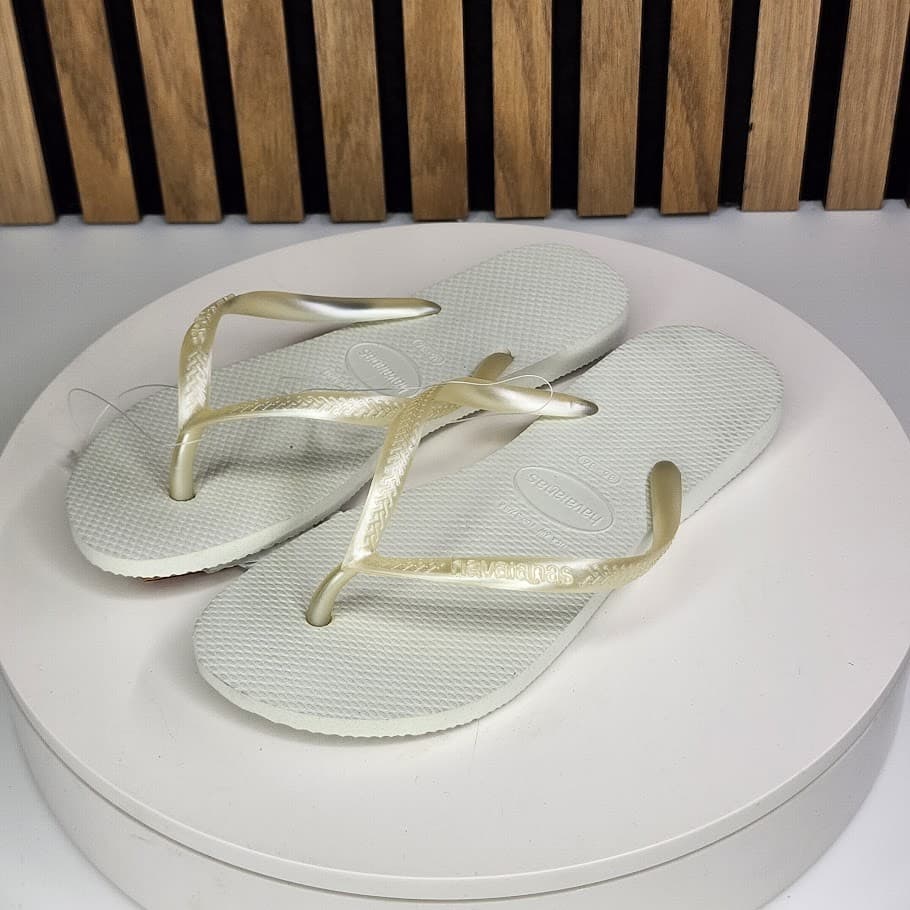 NEW - Ipanema Solar Colors Women’s Flip Flop Sandals Size 6 - Thumbnail 4