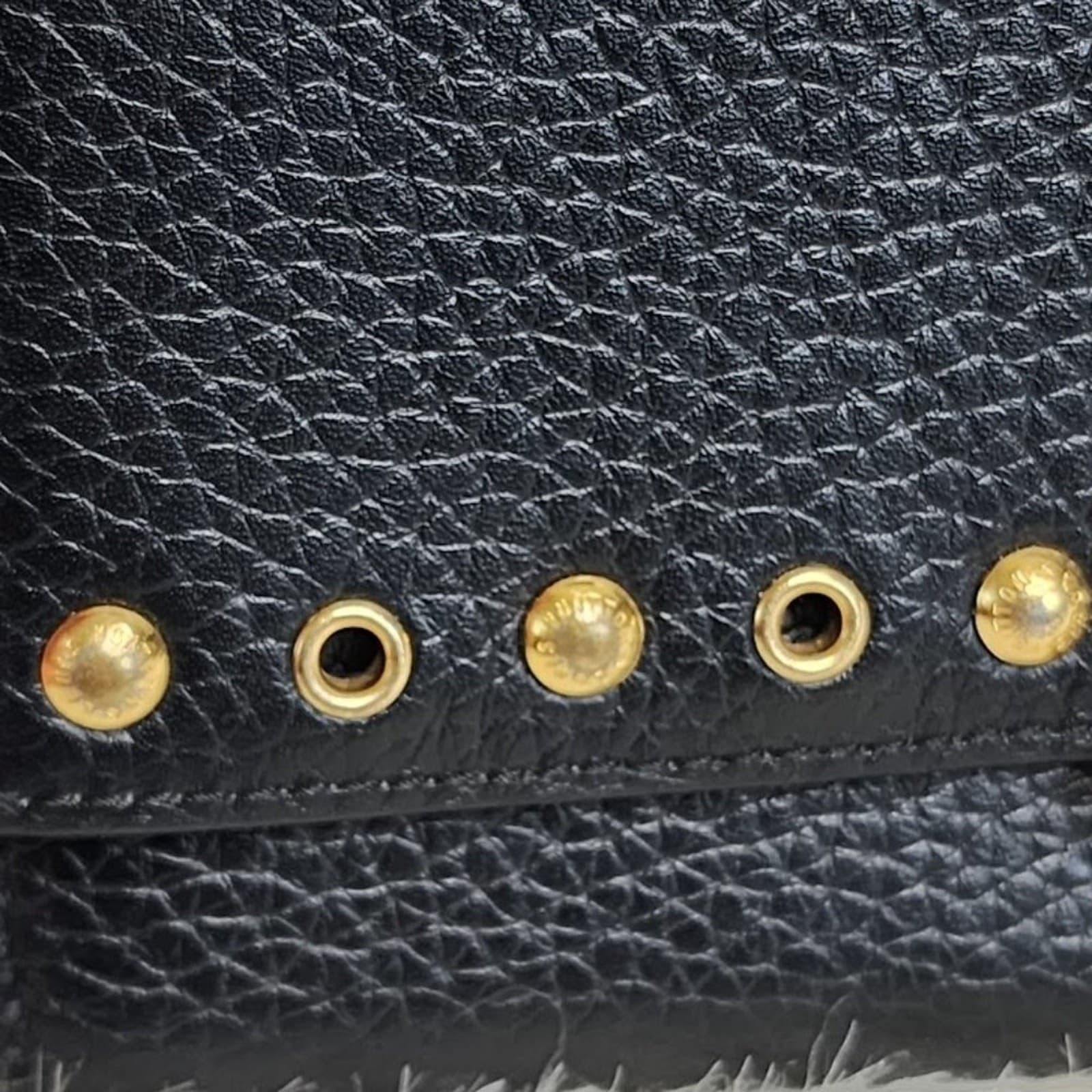 Louis Vuitton Taurillon Capucines Wallet – Authentic Luxury Wallet - Thumbnail 8