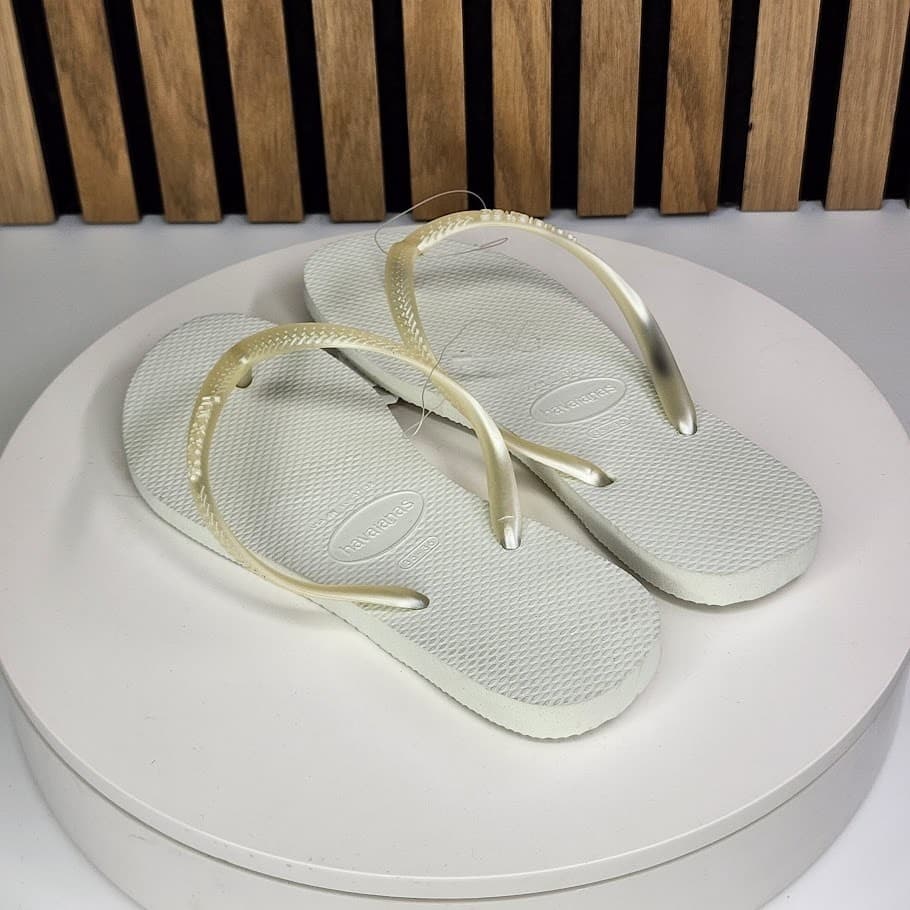 NEW - Ipanema Solar Colors Women’s Flip Flop Sandals Size 6 - Thumbnail 3