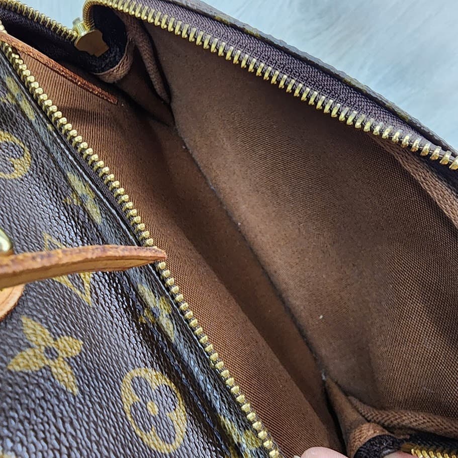 Authentic Louis Vuitton Montsouris GM Monogram Backpack Brown Canvas Vintage - Thumbnail 21