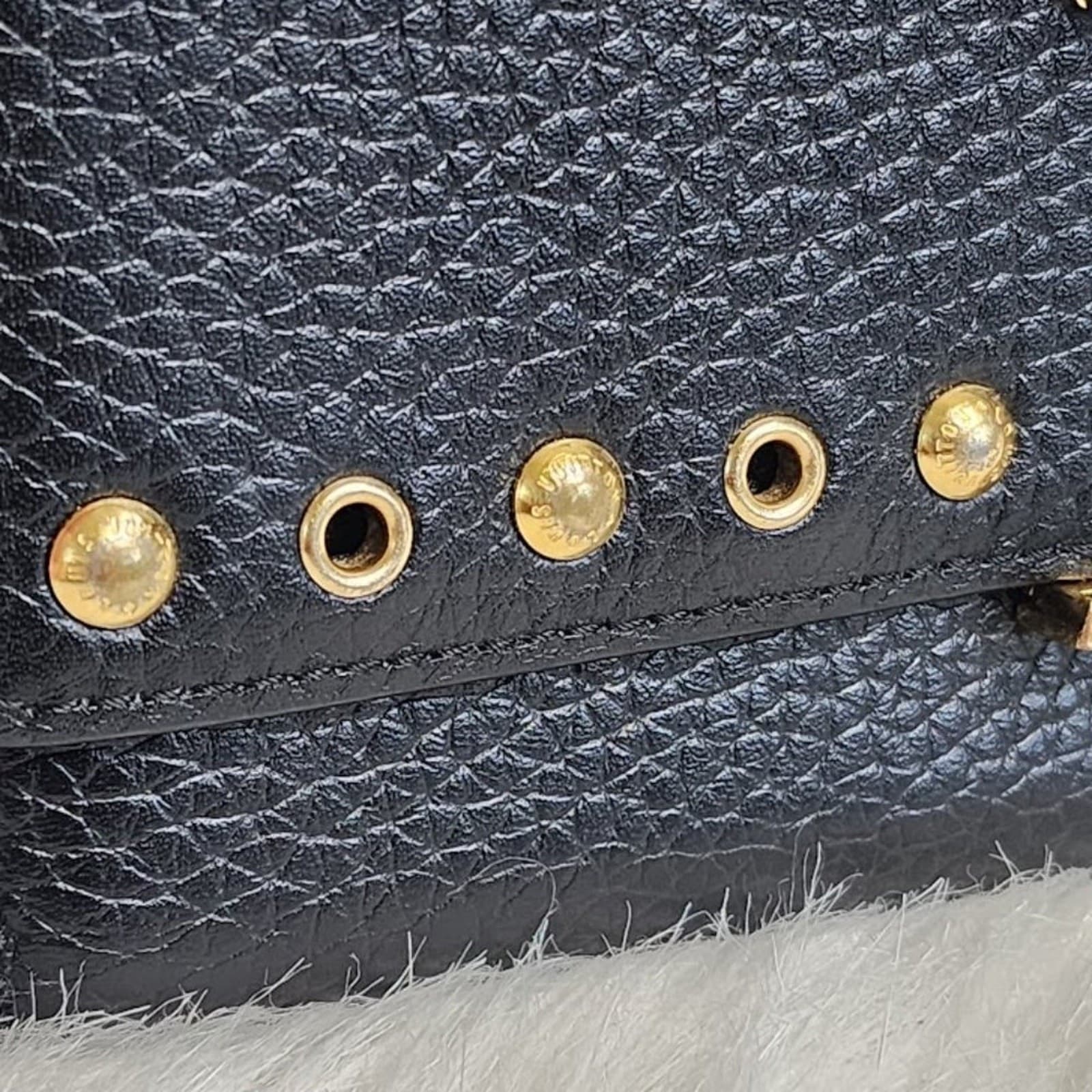 Louis Vuitton Taurillon Capucines Wallet – Authentic Luxury Wallet - Thumbnail 7