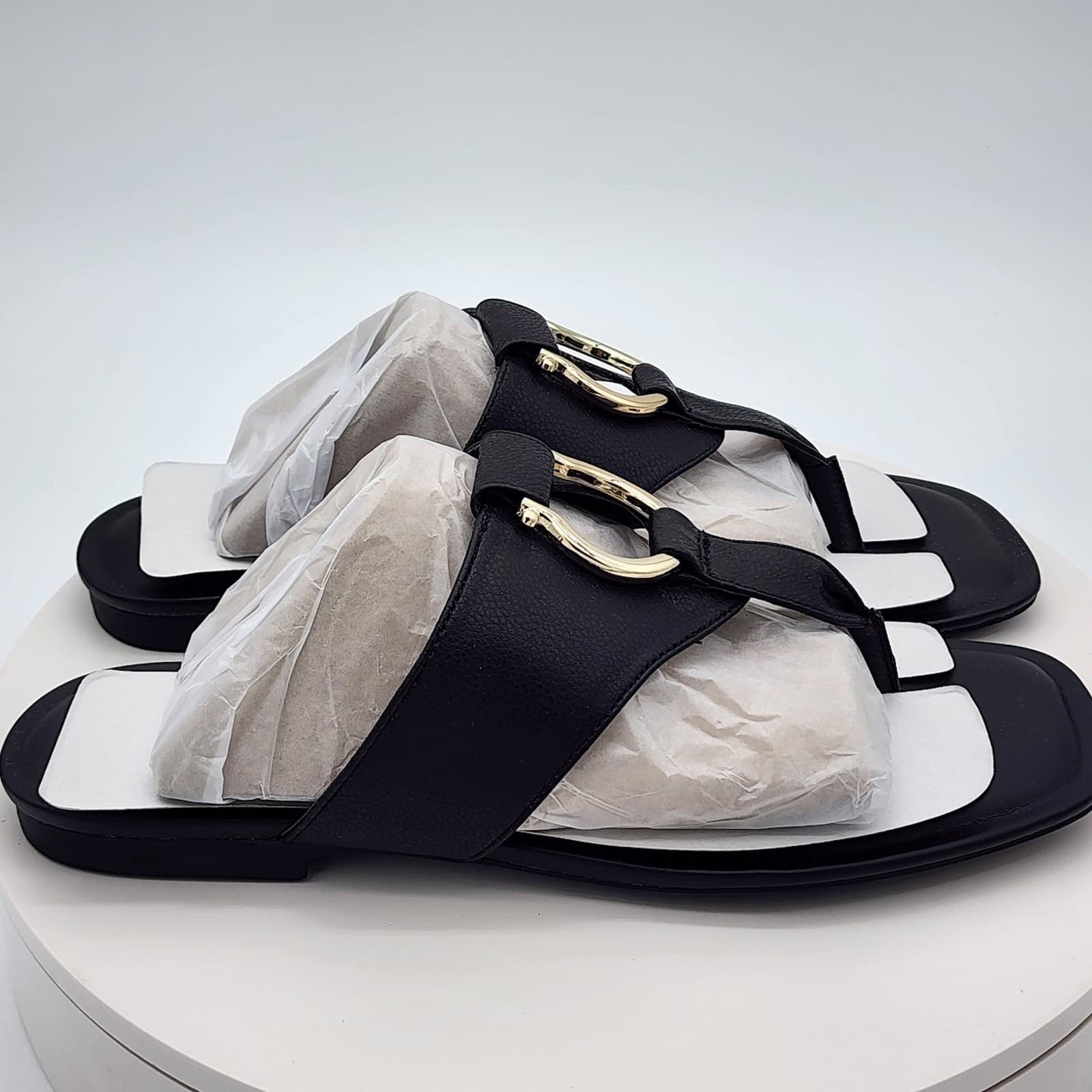 NEW - Giani Bernini YurnieEP Black Thong Slide Sandals Women's 11 M - Thumbnail 2