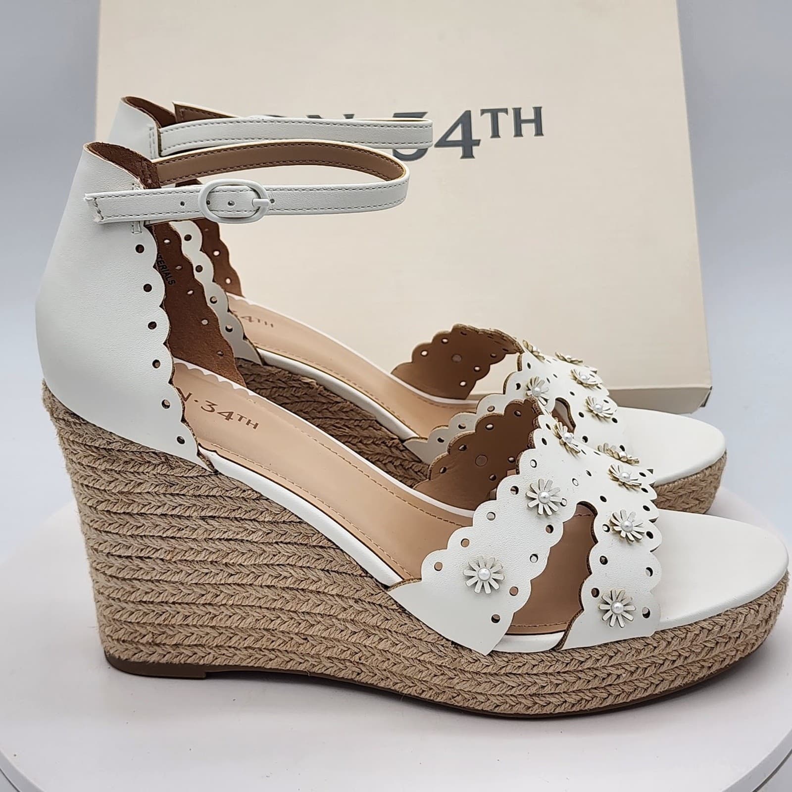 NEW - On 34th Theodore EP White Linen Floral Espadrille Wedge Sandals Size 8.5 M - Thumbnail 3