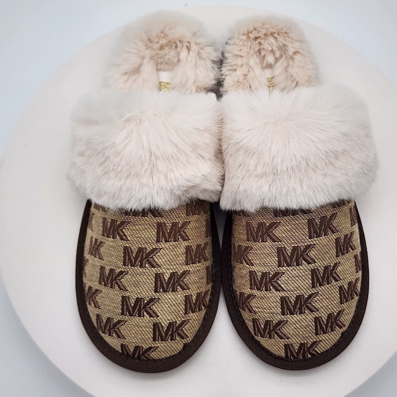 NEW - Michael Kors Tula Scuff Women's Faux Fur Logo Slide House Shoes - Size 6 - Thumbnail 7