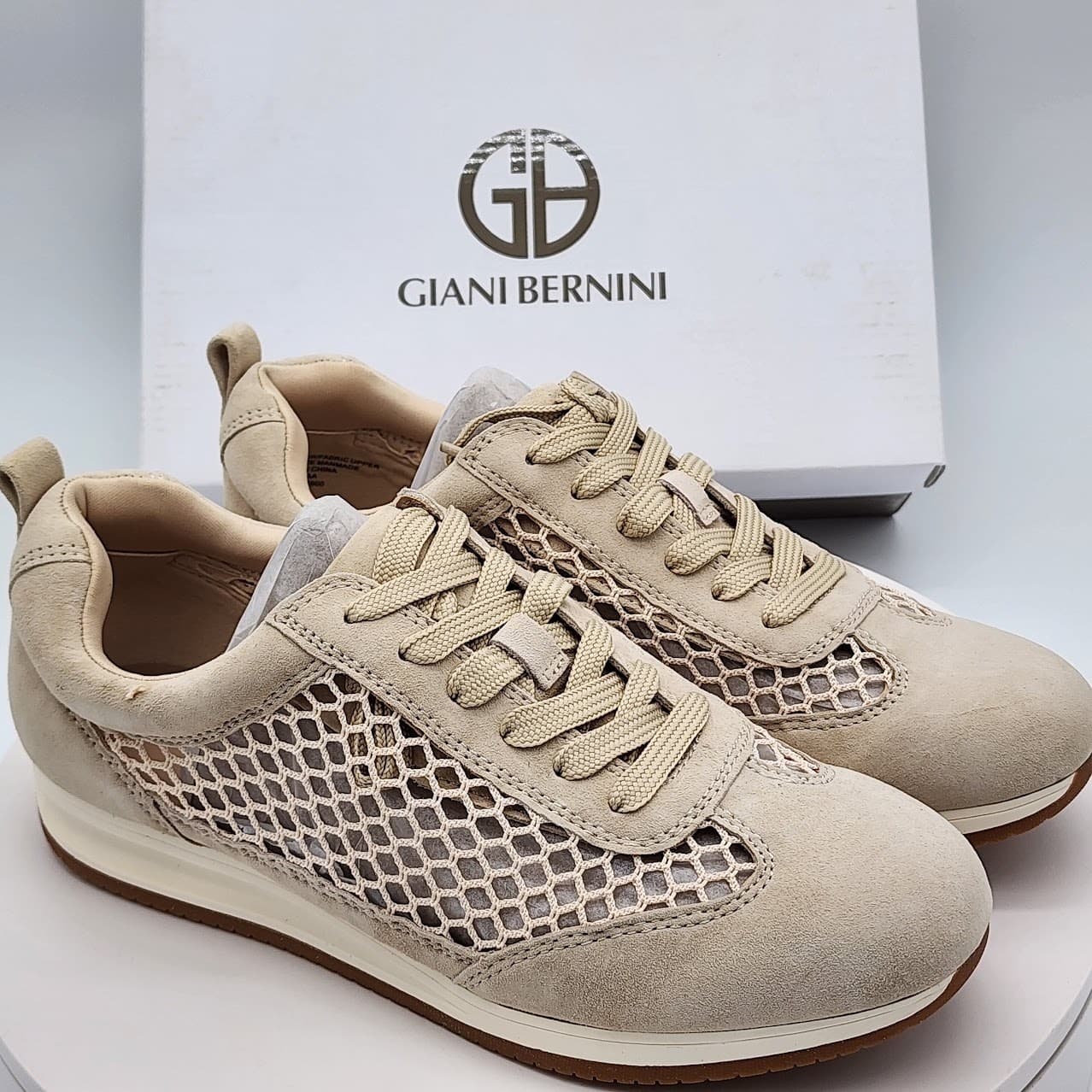 NEW - Giani Bernini Tesiaas Buff Nude Mesh Lace-Up Sneakers Women's Size 8 M