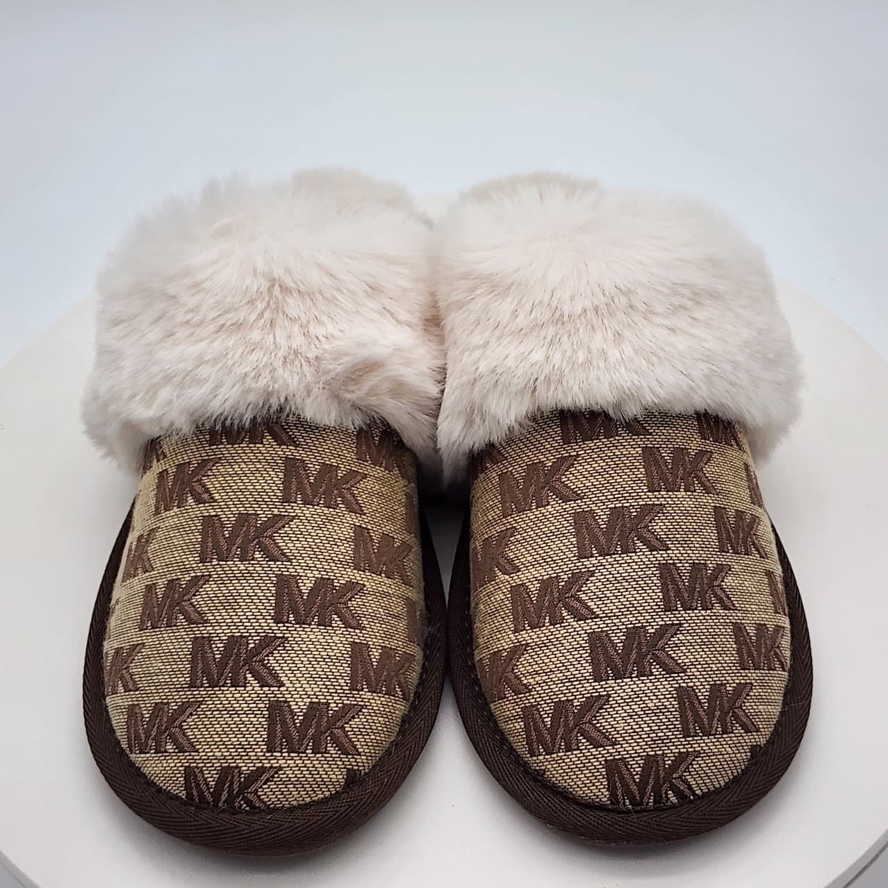NEW - Michael Kors Tula Scuff Women's Faux Fur Logo Slide House Shoes - Size 6 - Thumbnail 6