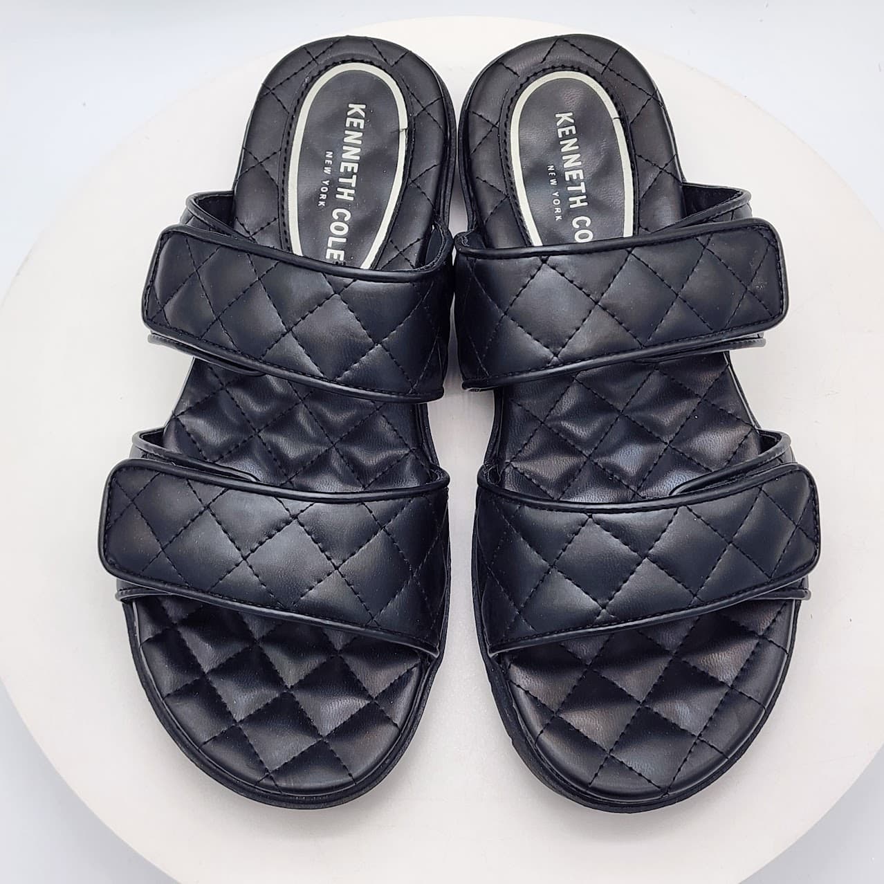 Kenneth Cole New York Reeves Women's Black Quilted 2-Band Platform Sandals 7 - Thumbnail 5