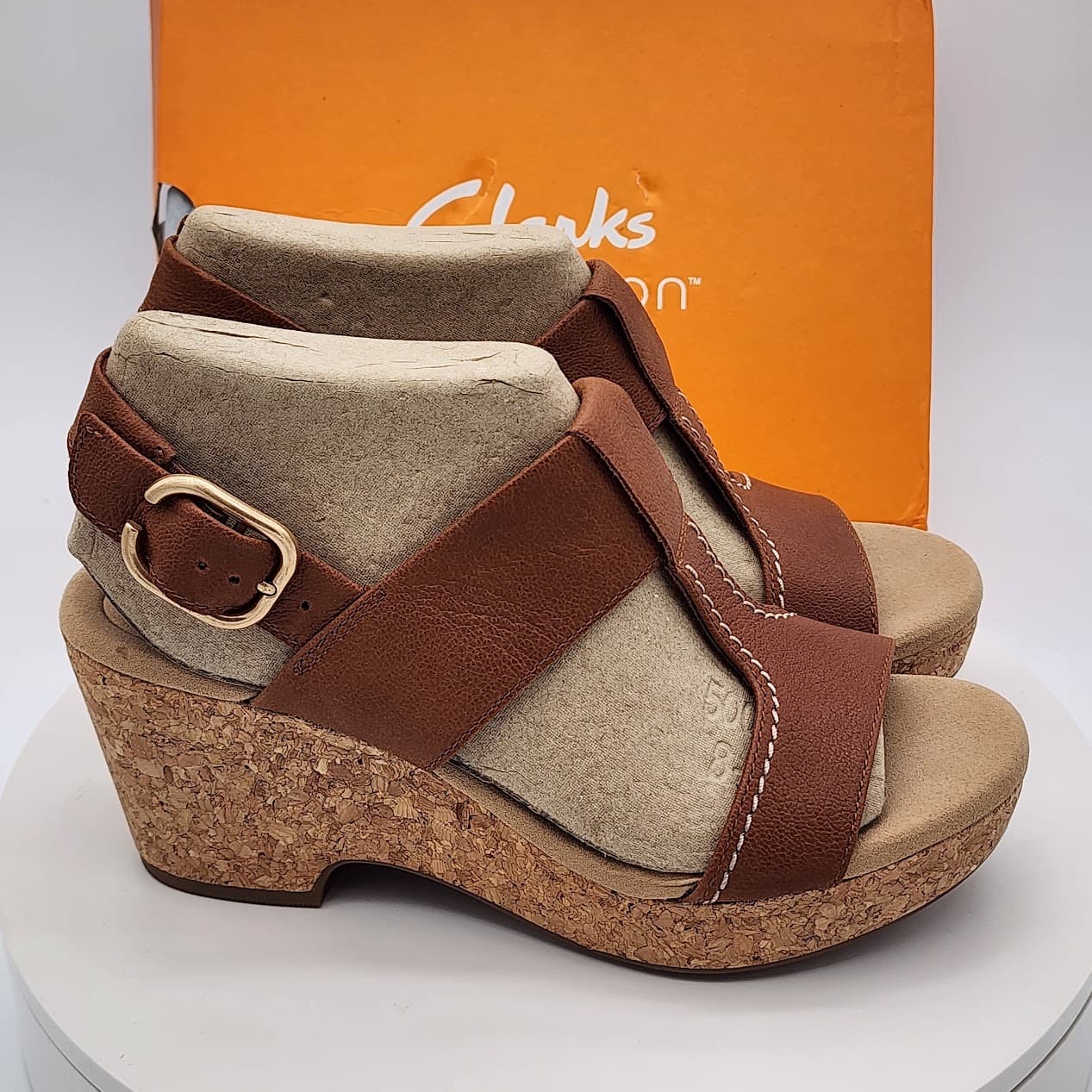 Clarks Giselle Style Tan Leather Cork Wedge Sandals Women’s Size 9 - Thumbnail 2