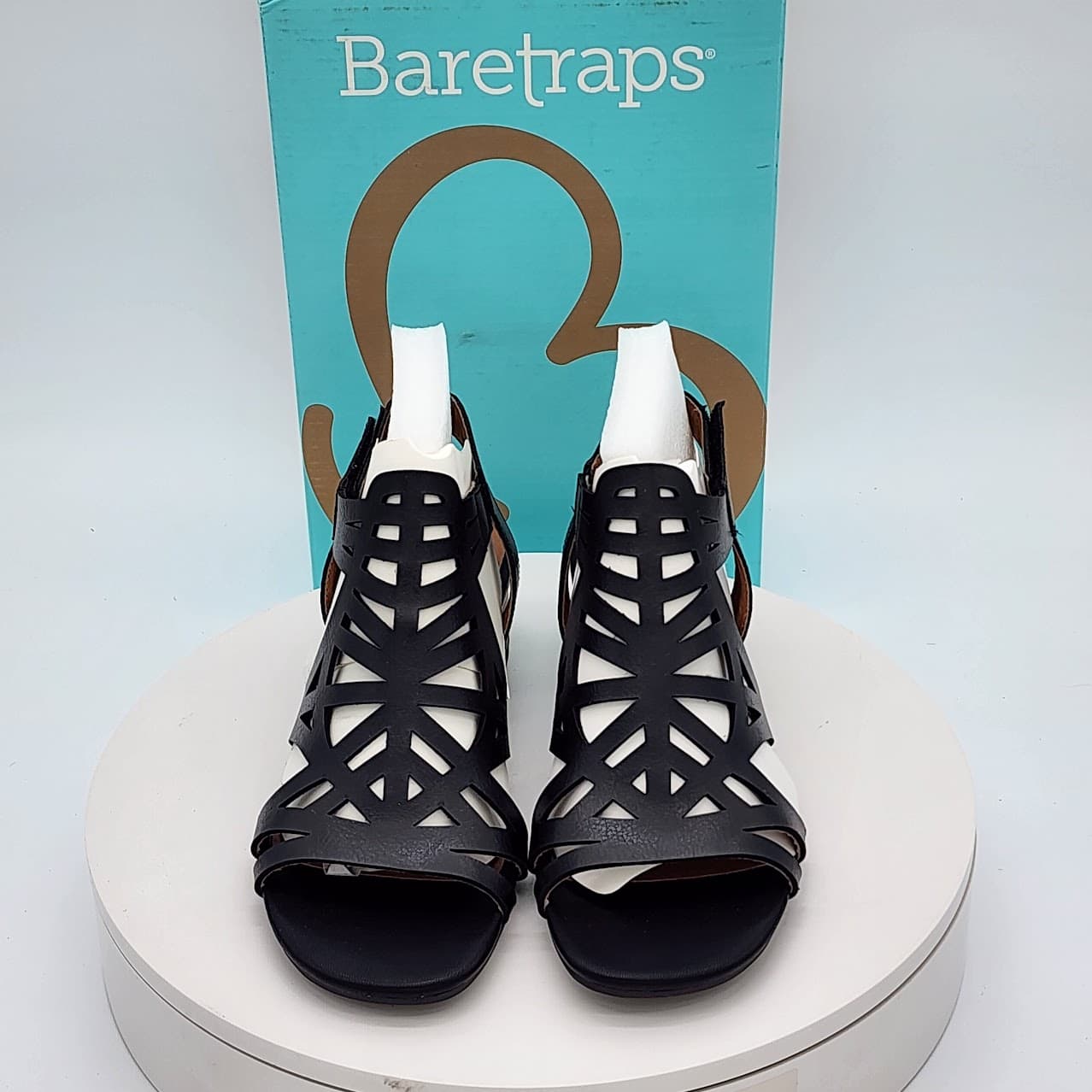 Baretraps Velvet Black Strappy Block Heel Sandals Women’s Size 7 - Thumbnail 9