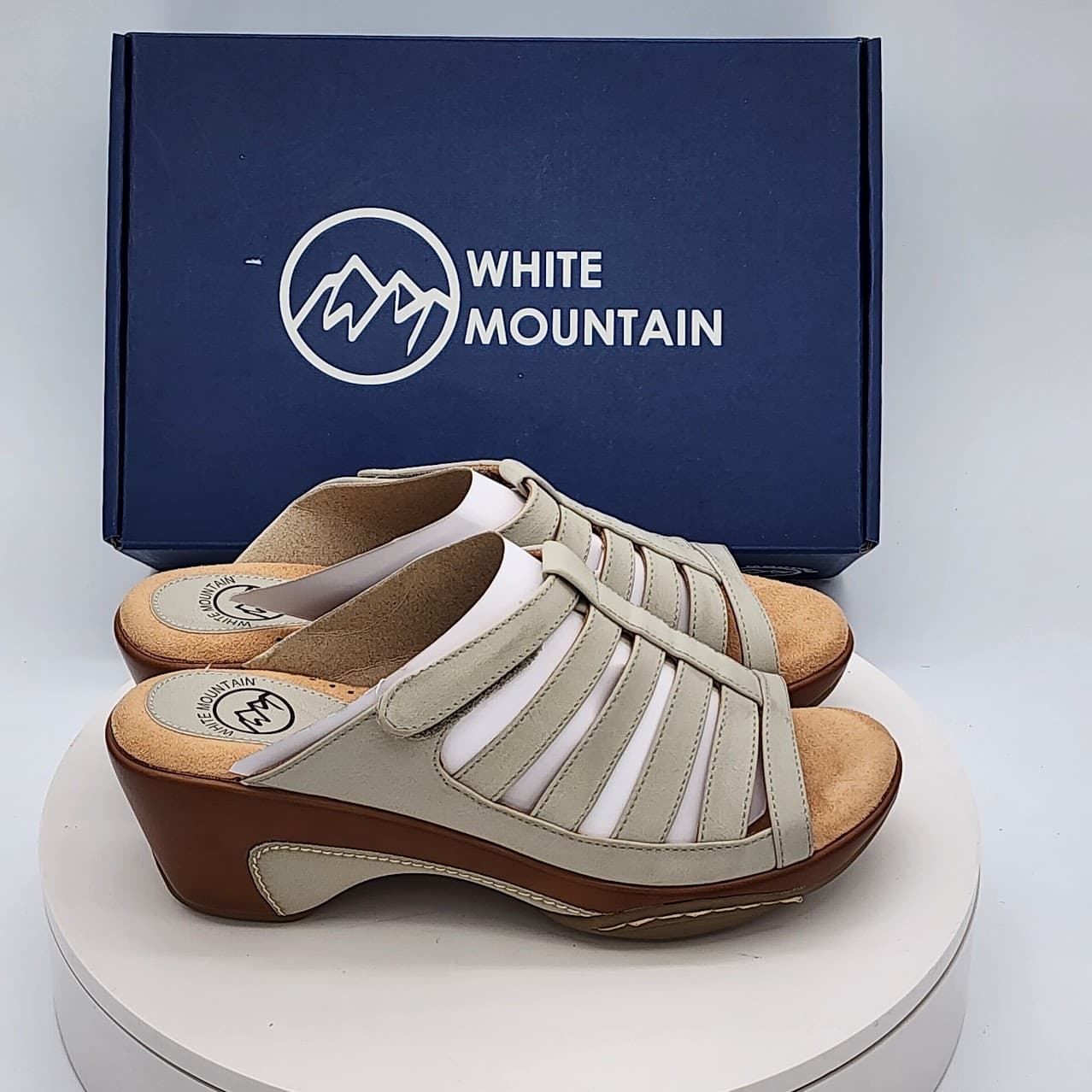 White Mountain Valencia Ice Burnished Strappy Wedge Clog Sandals Size 8.5 - Thumbnail 2