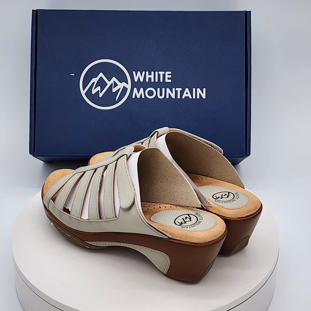 White Mountain Valencia Ice Burnished Strappy Wedge Clog Sandals Size 8.5 - Thumbnail 4