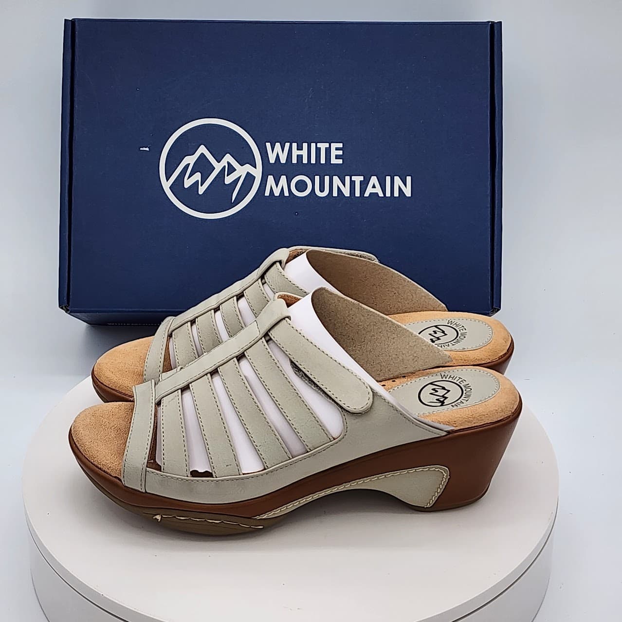 White Mountain Valencia Ice Burnished Strappy Wedge Clog Sandals Size 8.5 - Thumbnail 5